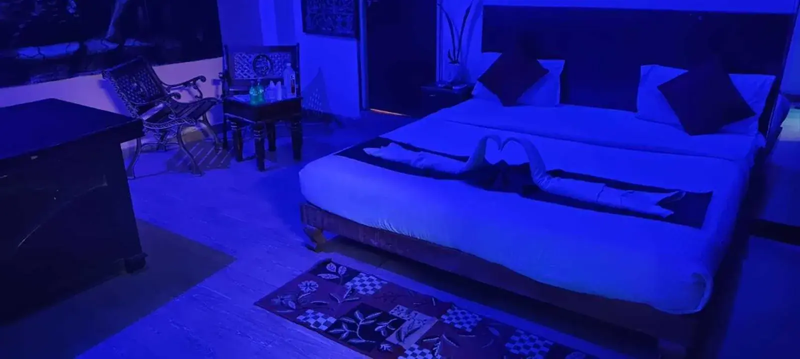 Bedroom, Bed in Super Collection-O Sara Grand Near Ram Manohar Lohia hospital Bedroom, Bed in Super Collection-O Sara Grand Near Ram Manohar Lohia hospital