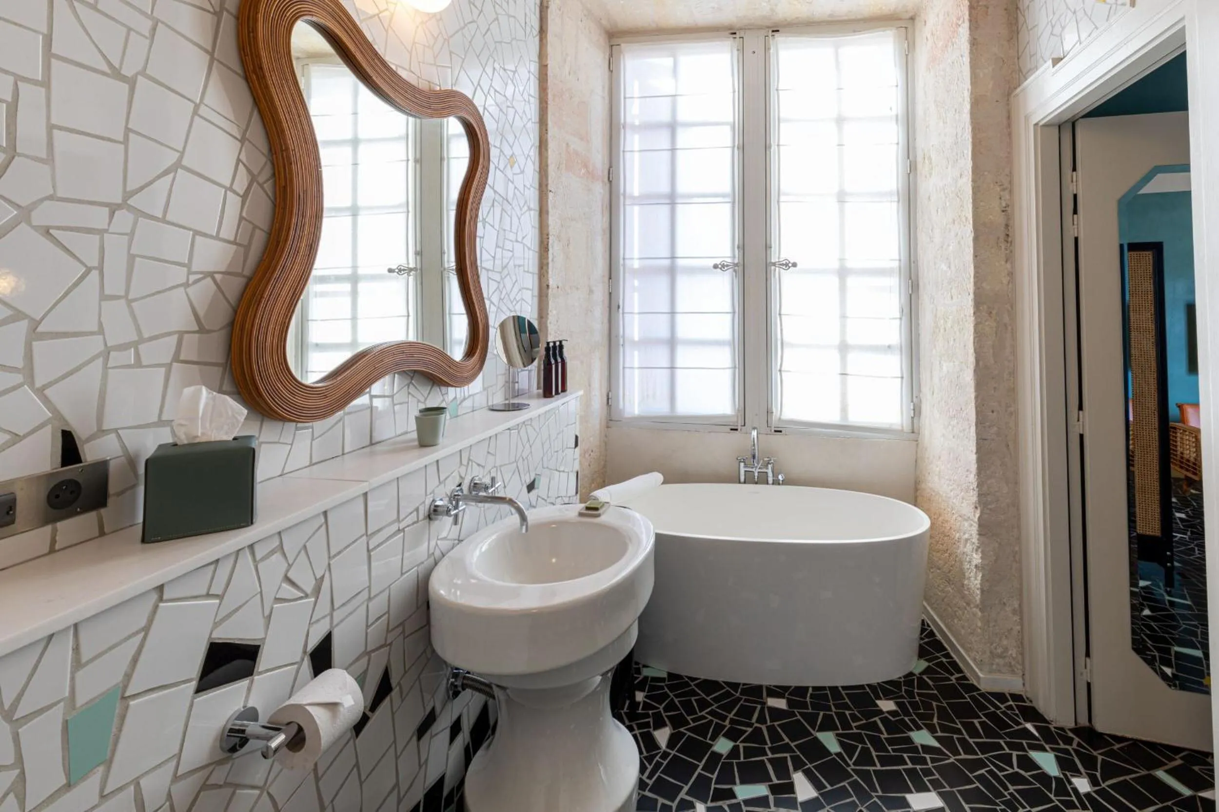 Bathroom in Hôtel Du Cloître