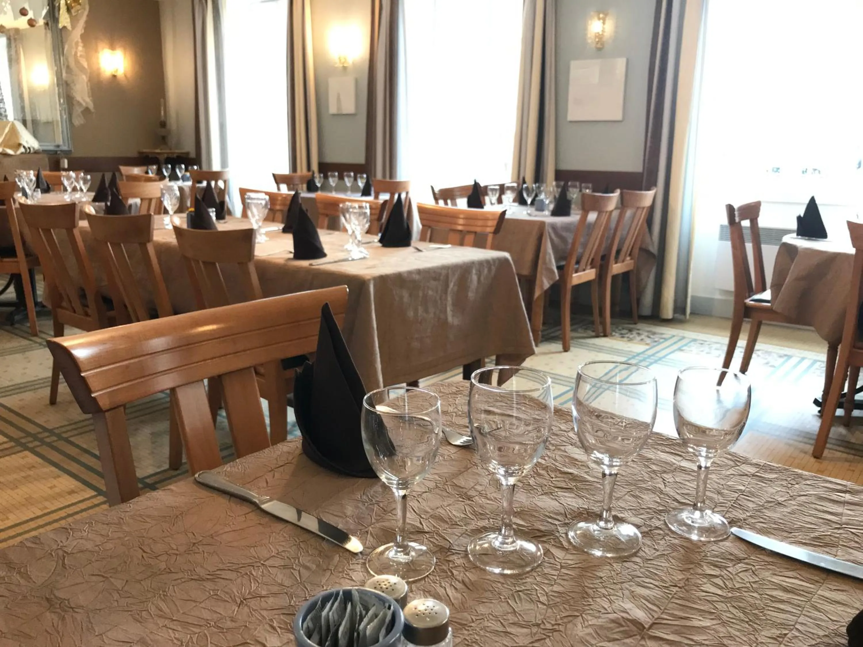 Restaurant/places to eat in Logis hotel Saint-Joseph