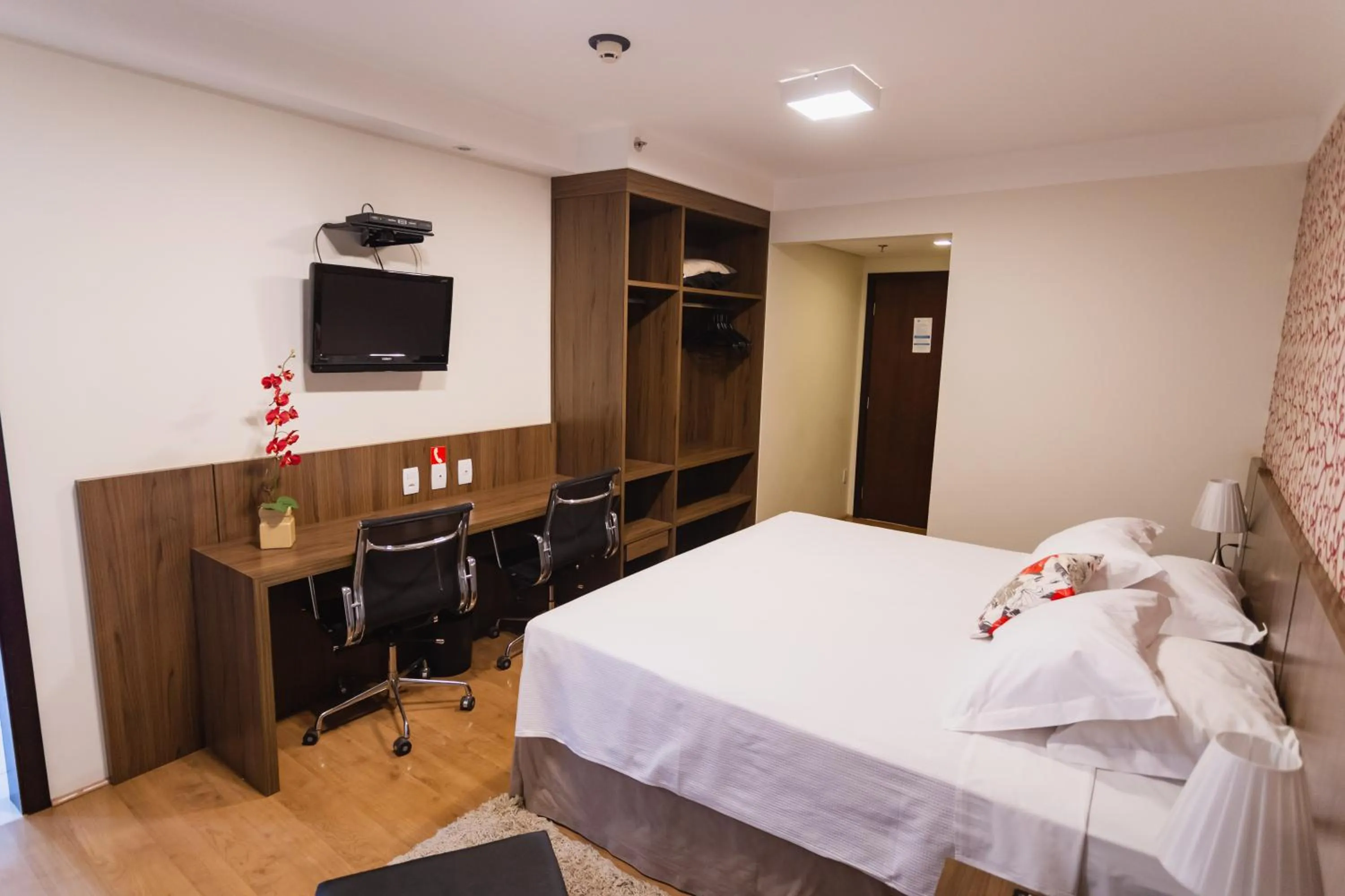 Bedroom, Bed in JR Hotel Ribeirão Preto