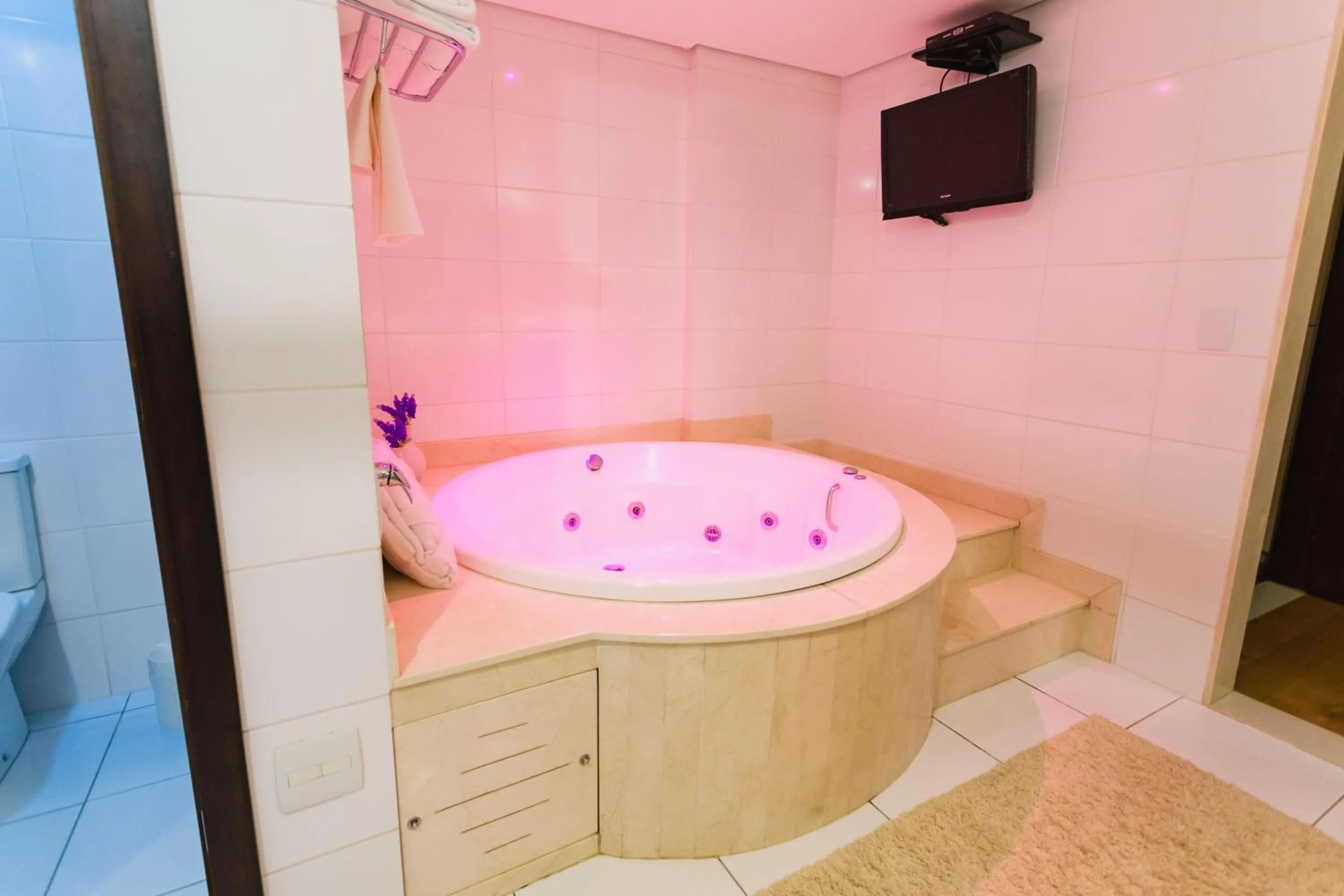 Hot Tub in JR Hotel Ribeirão Preto