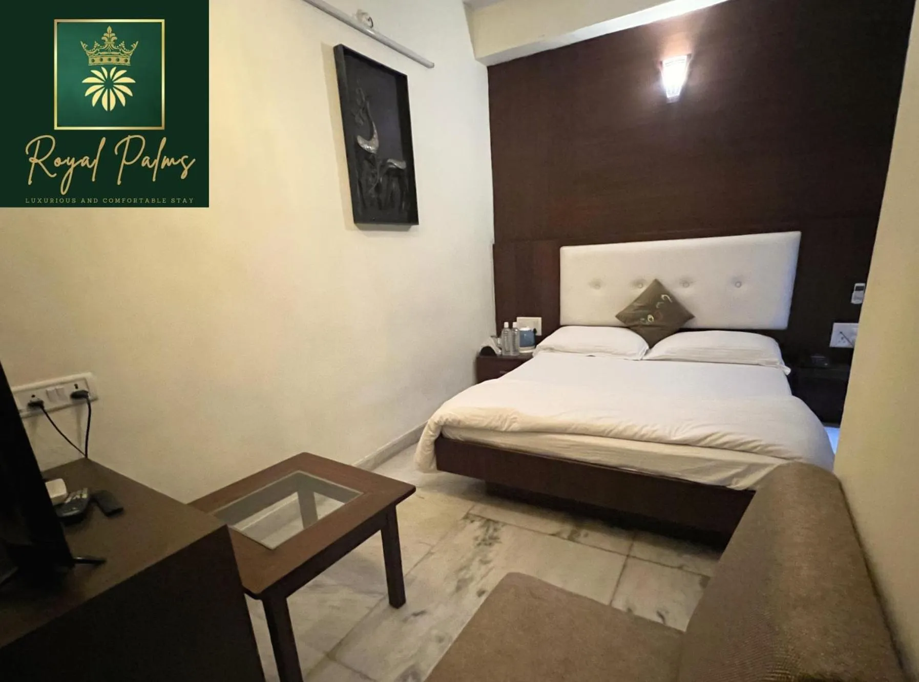 Bedroom, Bed in Royal Palms Luxury Service Apartment