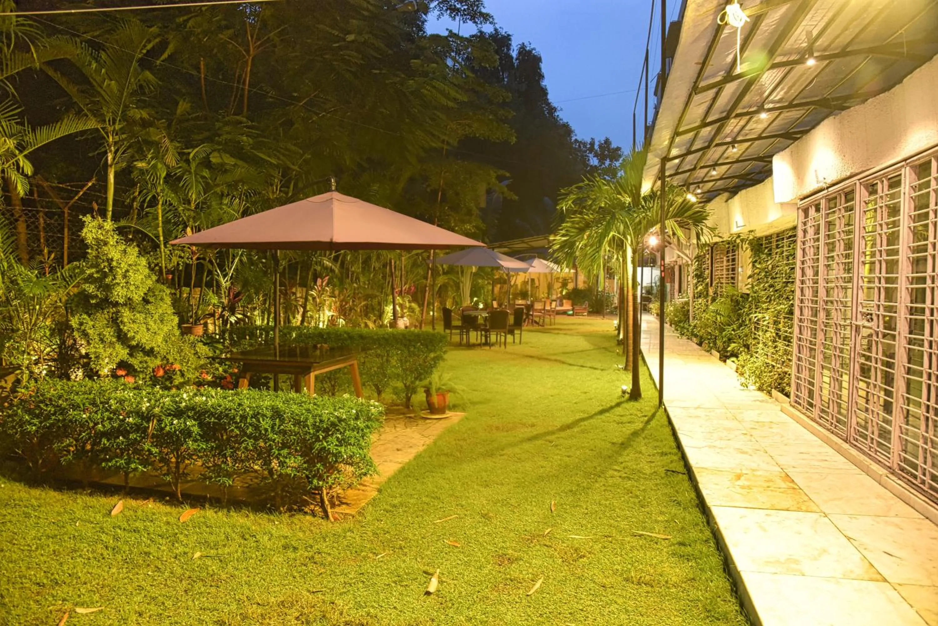 Garden in Royal Palms Luxury Service Apartment