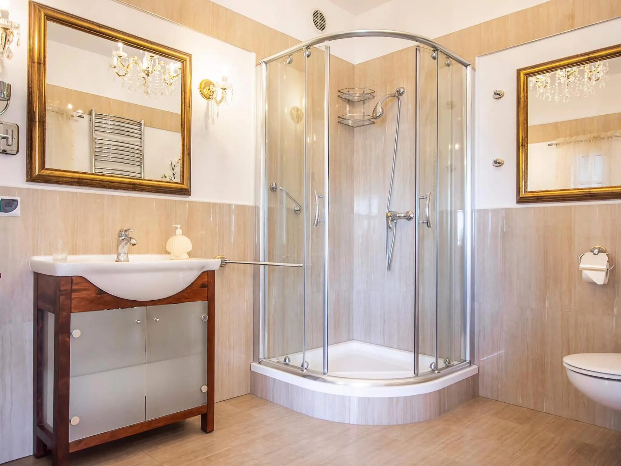 Shower in VacationClub - Trzy Korony Piastów Apartament 37