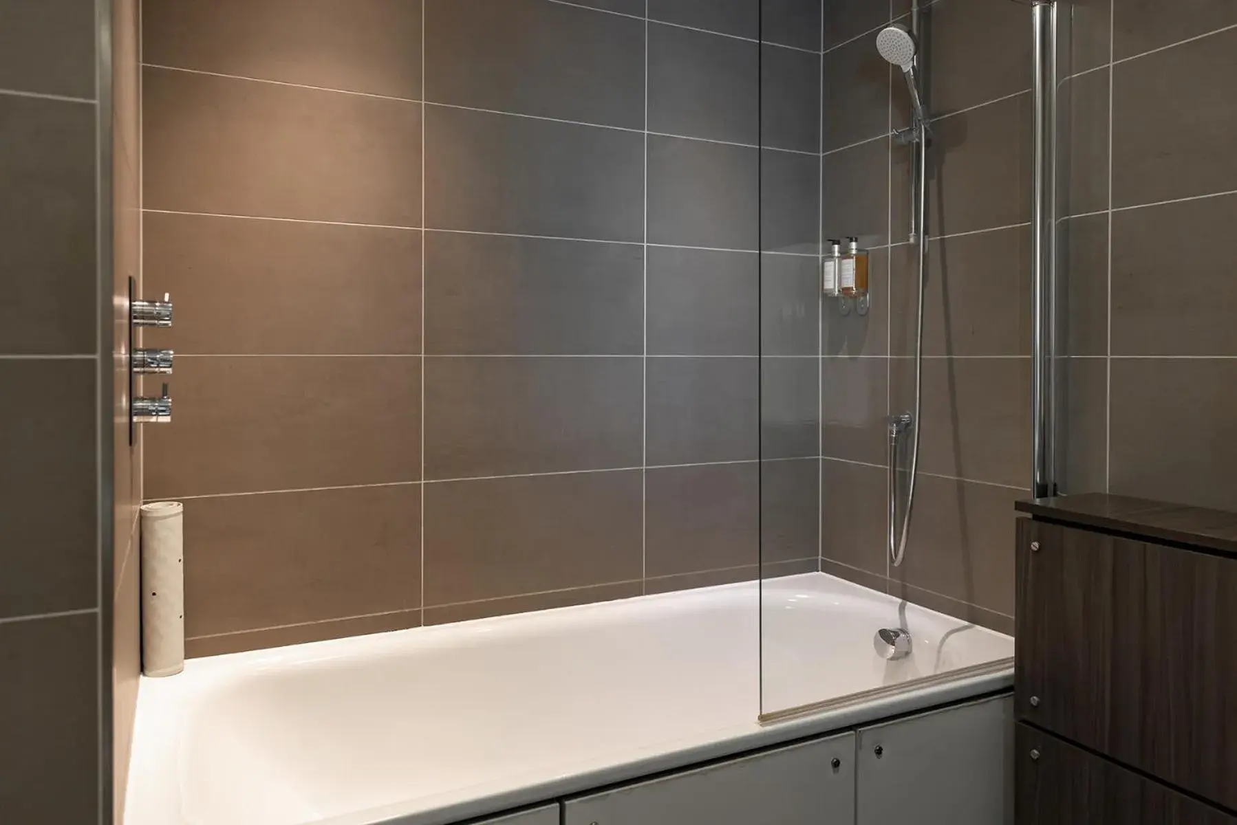 Property building in Hotel Xanadu Property building in Hotel Xanadu