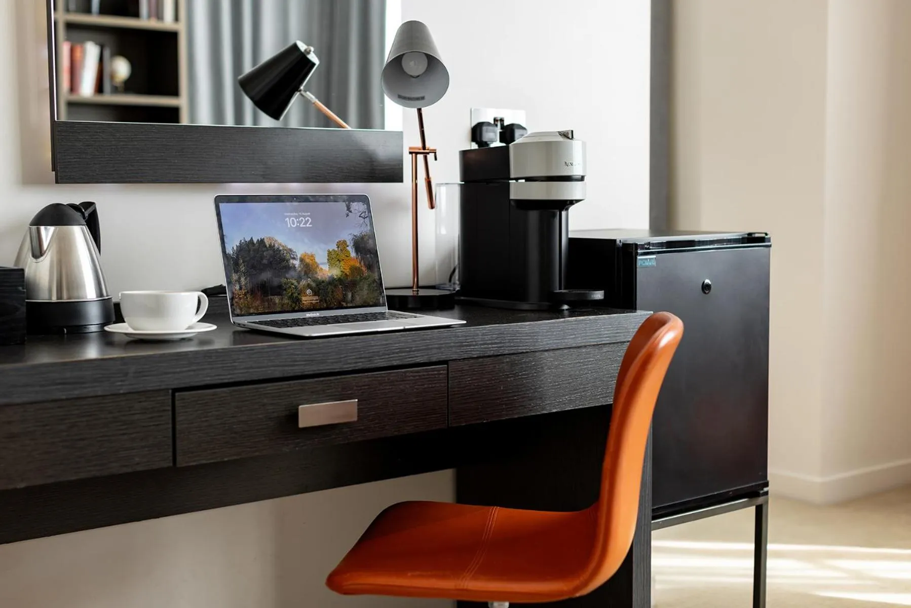 Living room in Hotel Xanadu