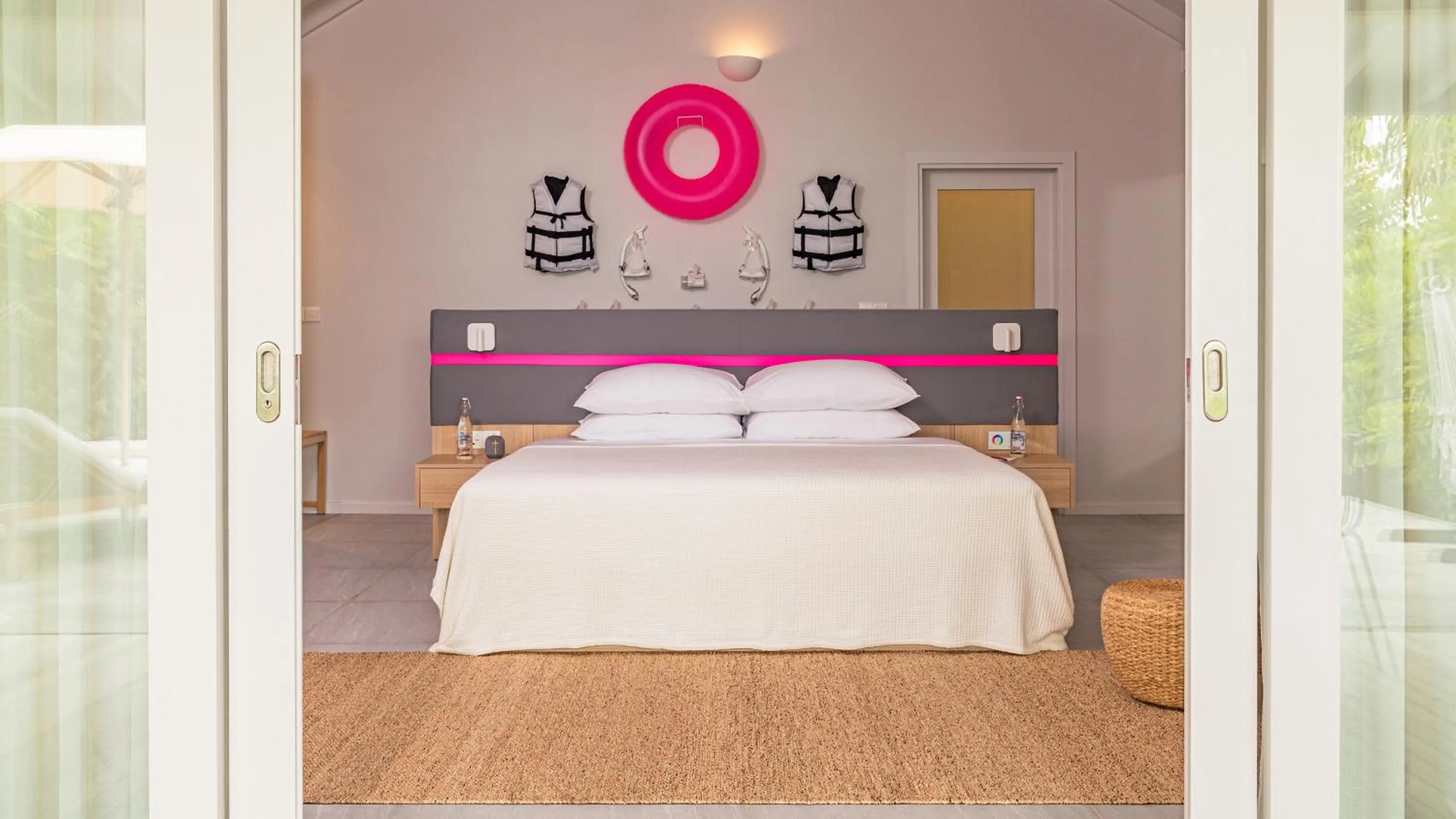 Bed in The Standard, Huruvalhi Maldives