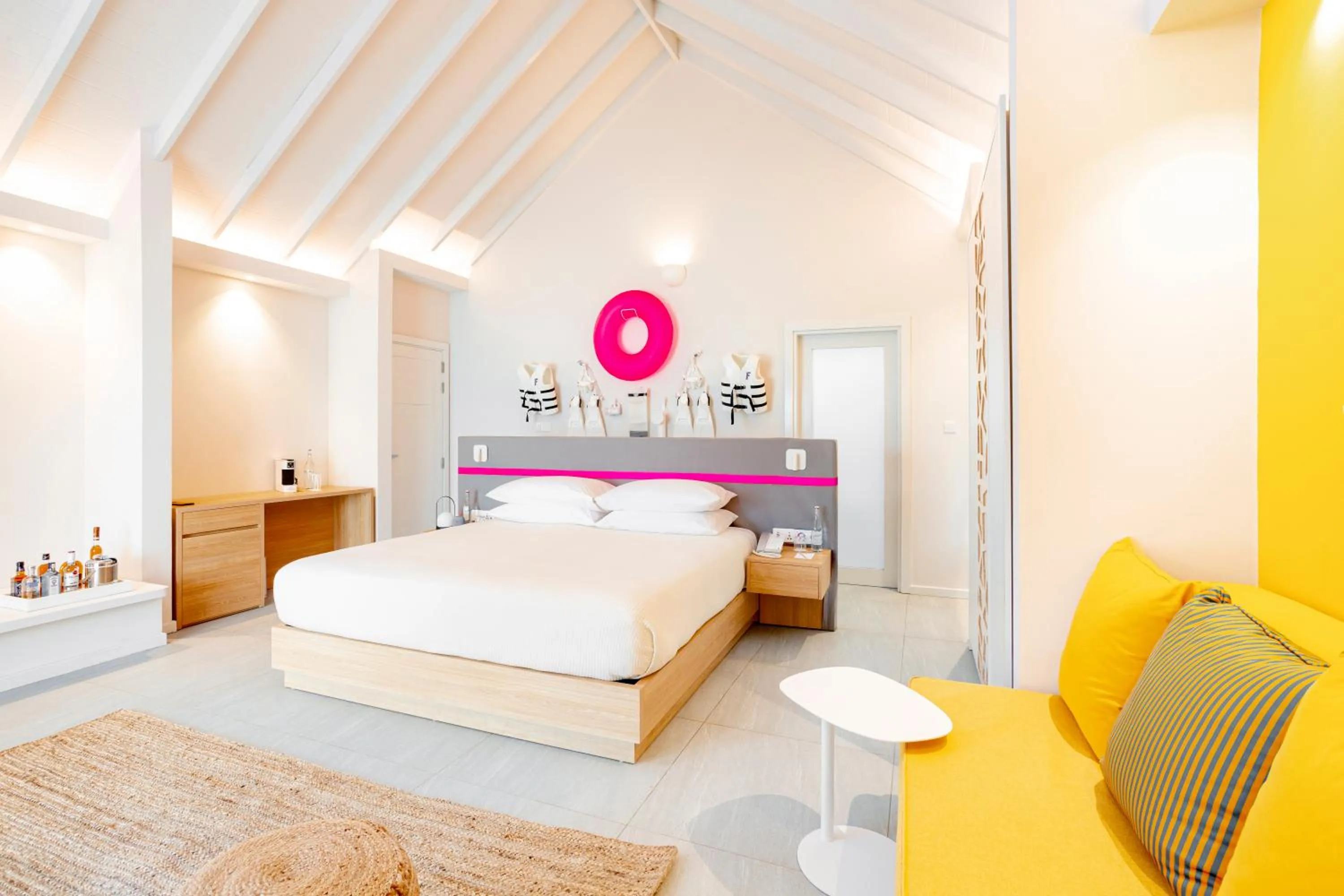 Bed in The Standard, Huruvalhi Maldives