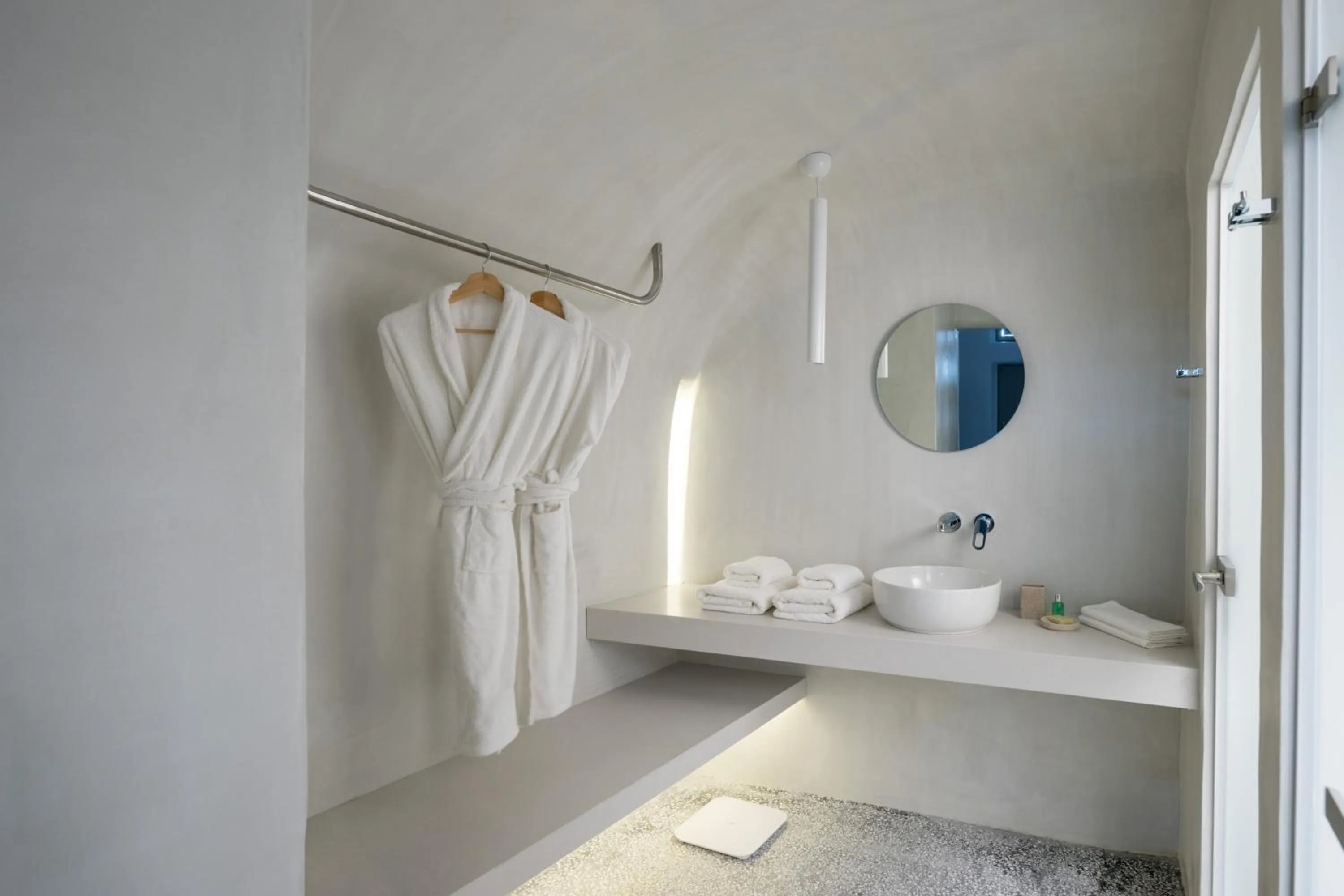 Bathroom in Echoes Luxury Suites