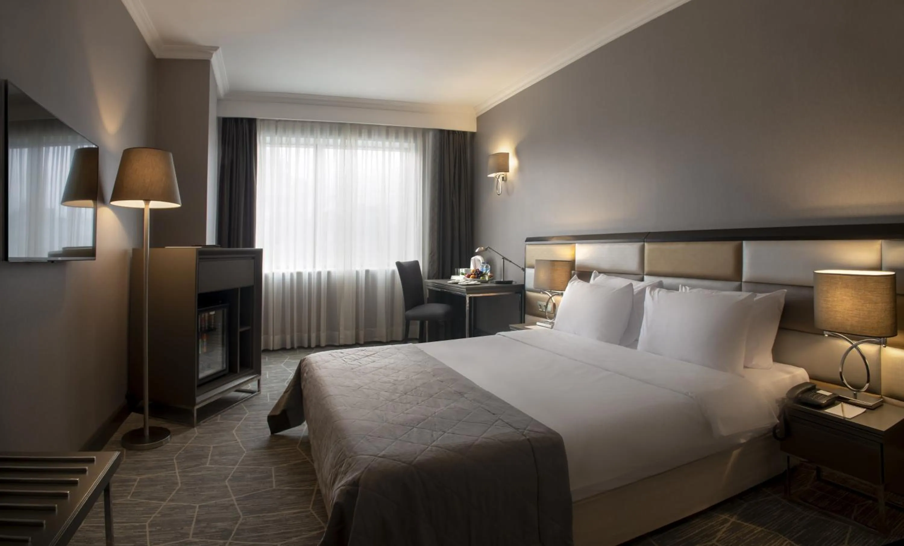 Bedroom, Bed in Taksim Square Hotel