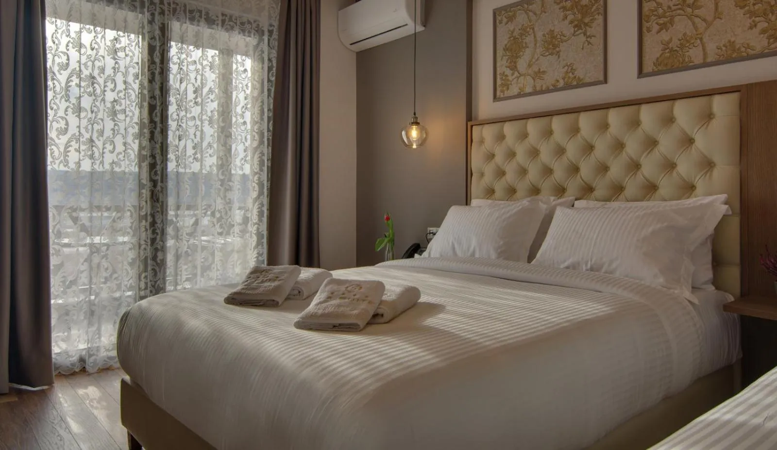 Bedroom, Bed in La Suite Boutique Hotel & Spa