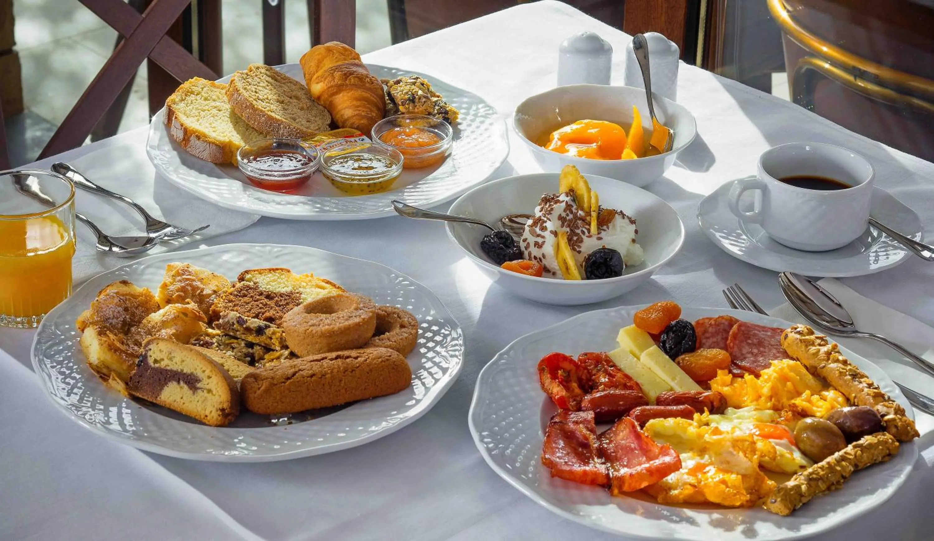 Food in La Suite Boutique Hotel & Spa