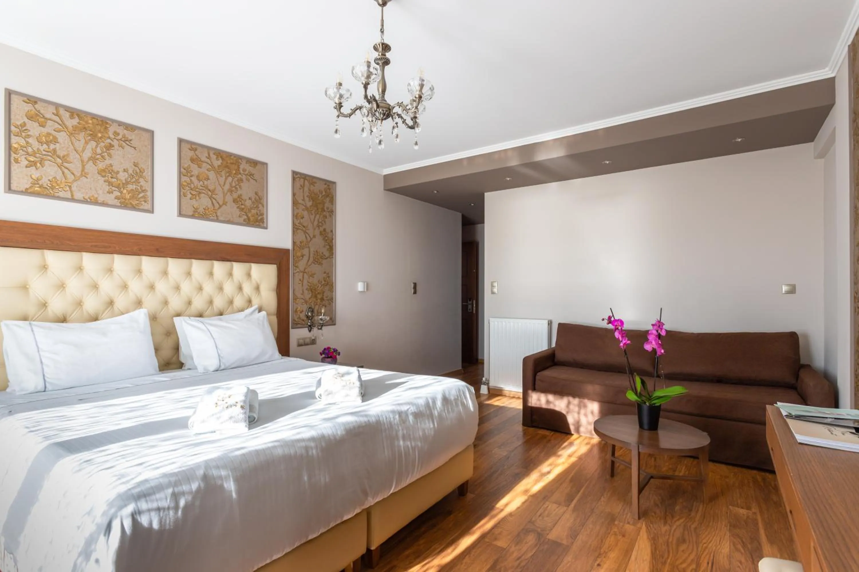 Bed in La Suite Boutique Hotel & Spa