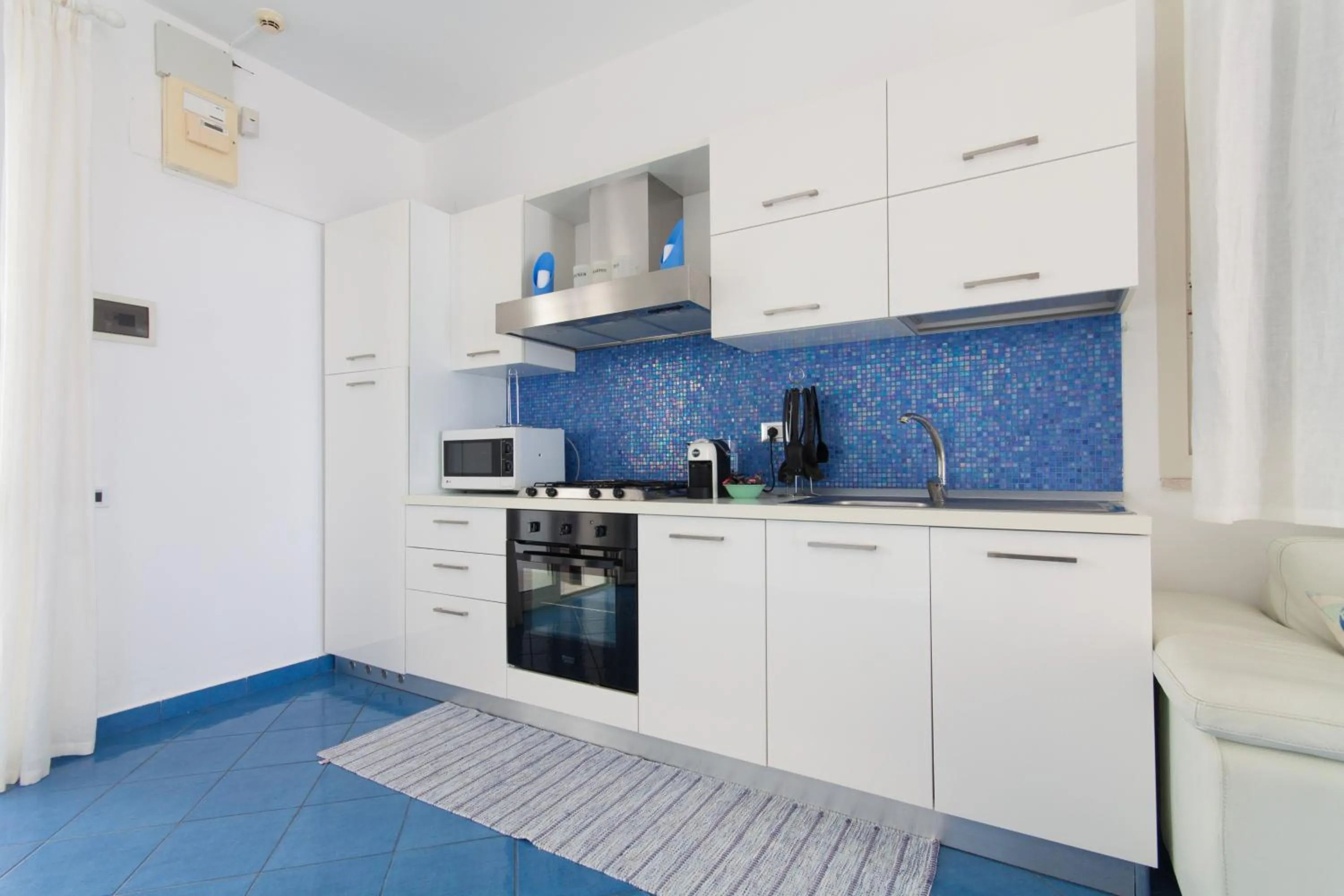 BBQ facilities in Amira Beach Villa by Le Dhome Sicily