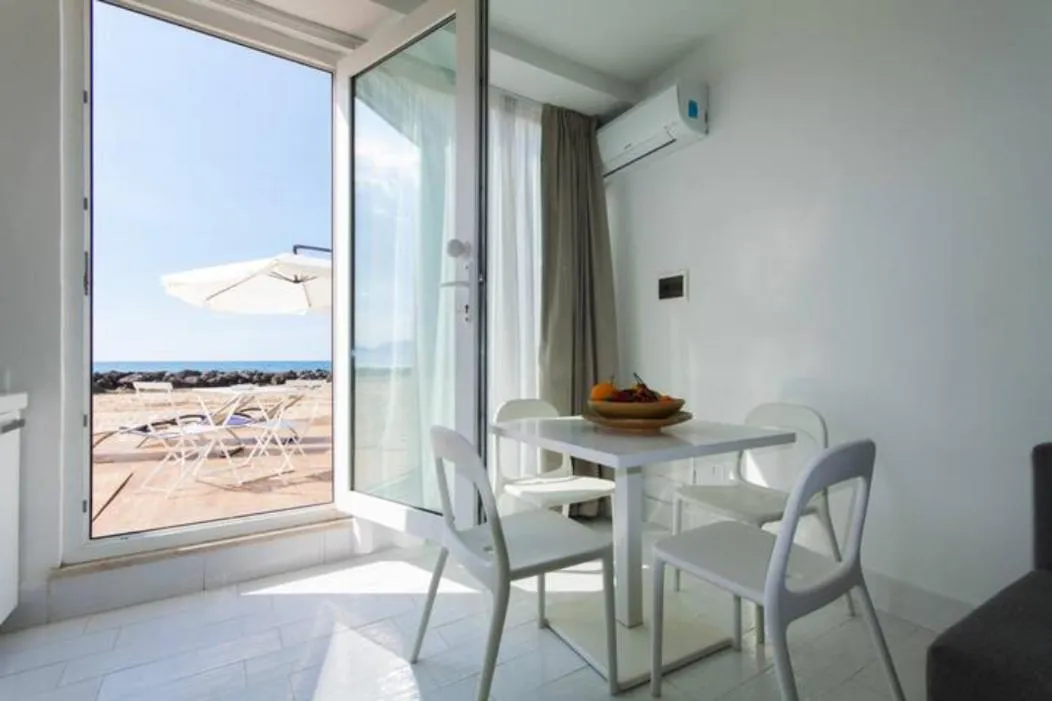 Amira Beach Villa by Le Dhome Sicily