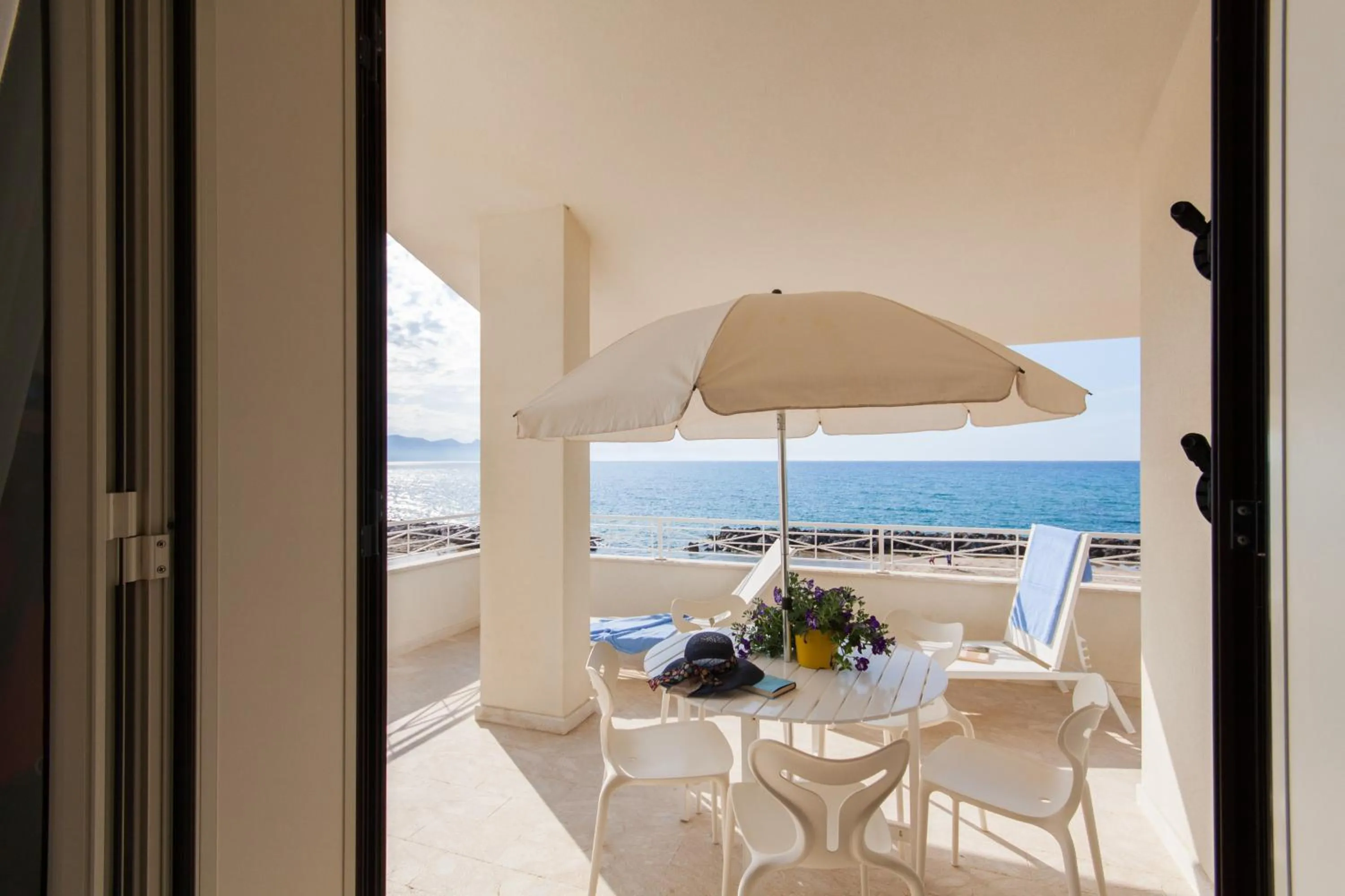 Balcony/Terrace in Amira Beach Villa by Le Dhome Sicily