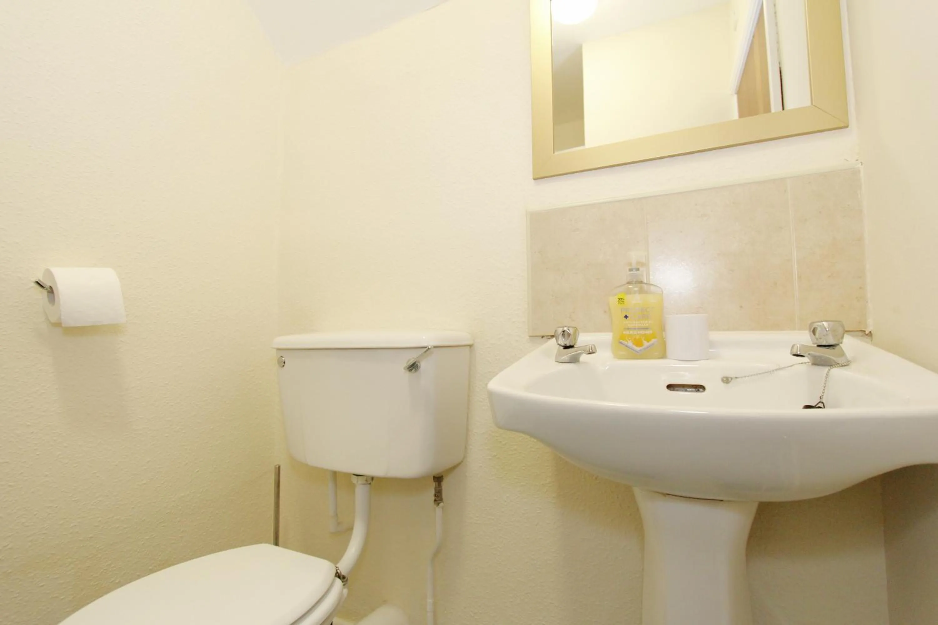 Family Room (2 Adults + 2 Children) - Second Floor in West Point Hotel Bed and Breakfast