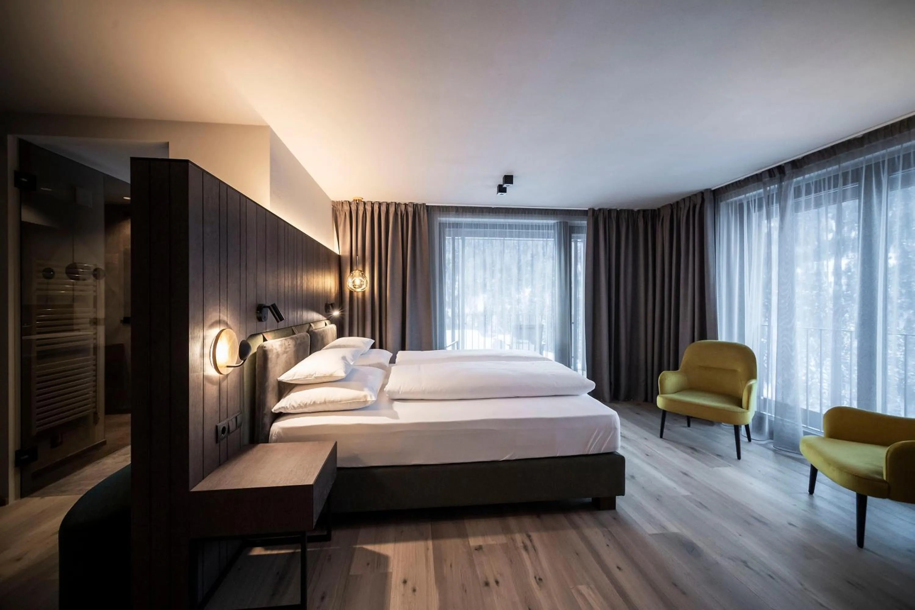 Bed in Plan Murin - Authentic Dolomites Hotel