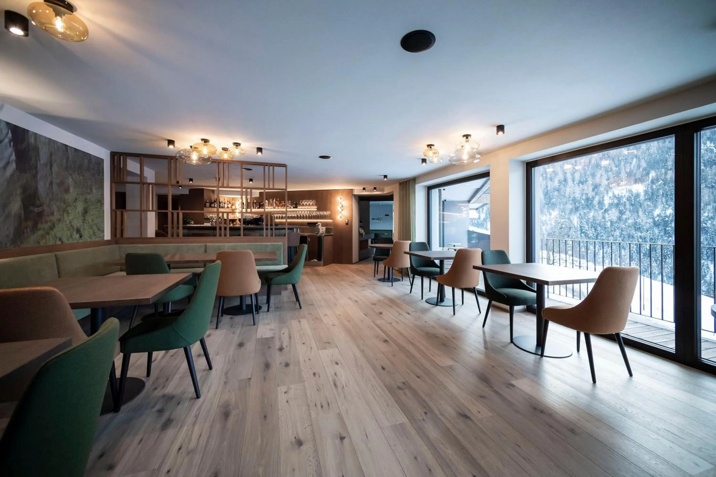 Lounge or bar in Plan Murin - Authentic Dolomites Hotel