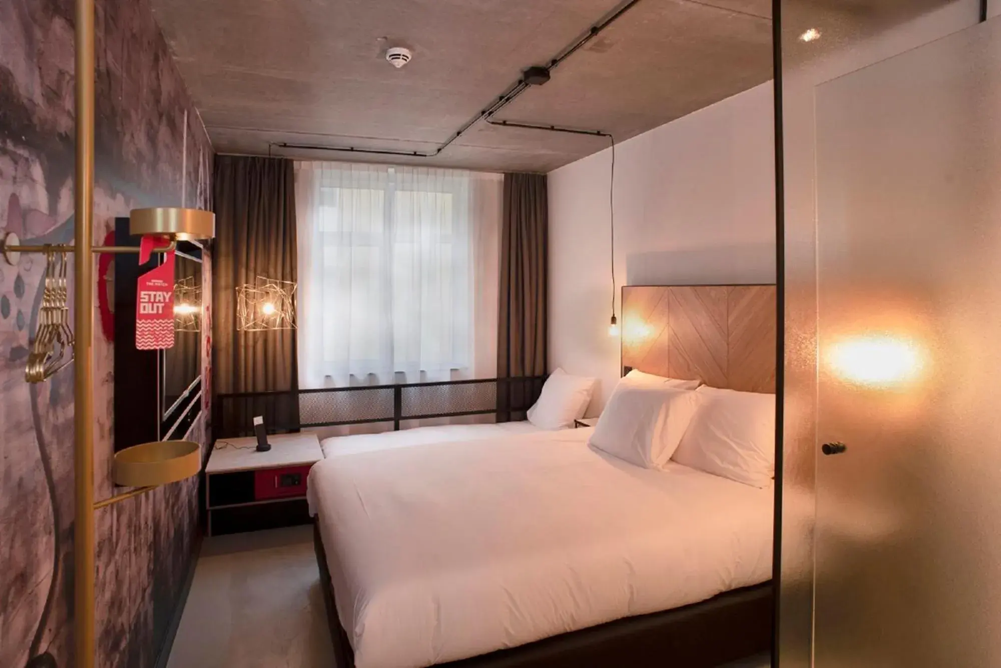 Photo of the whole room, Bed in Hotel the Match Photo of the whole room, Bed in Hotel the Match