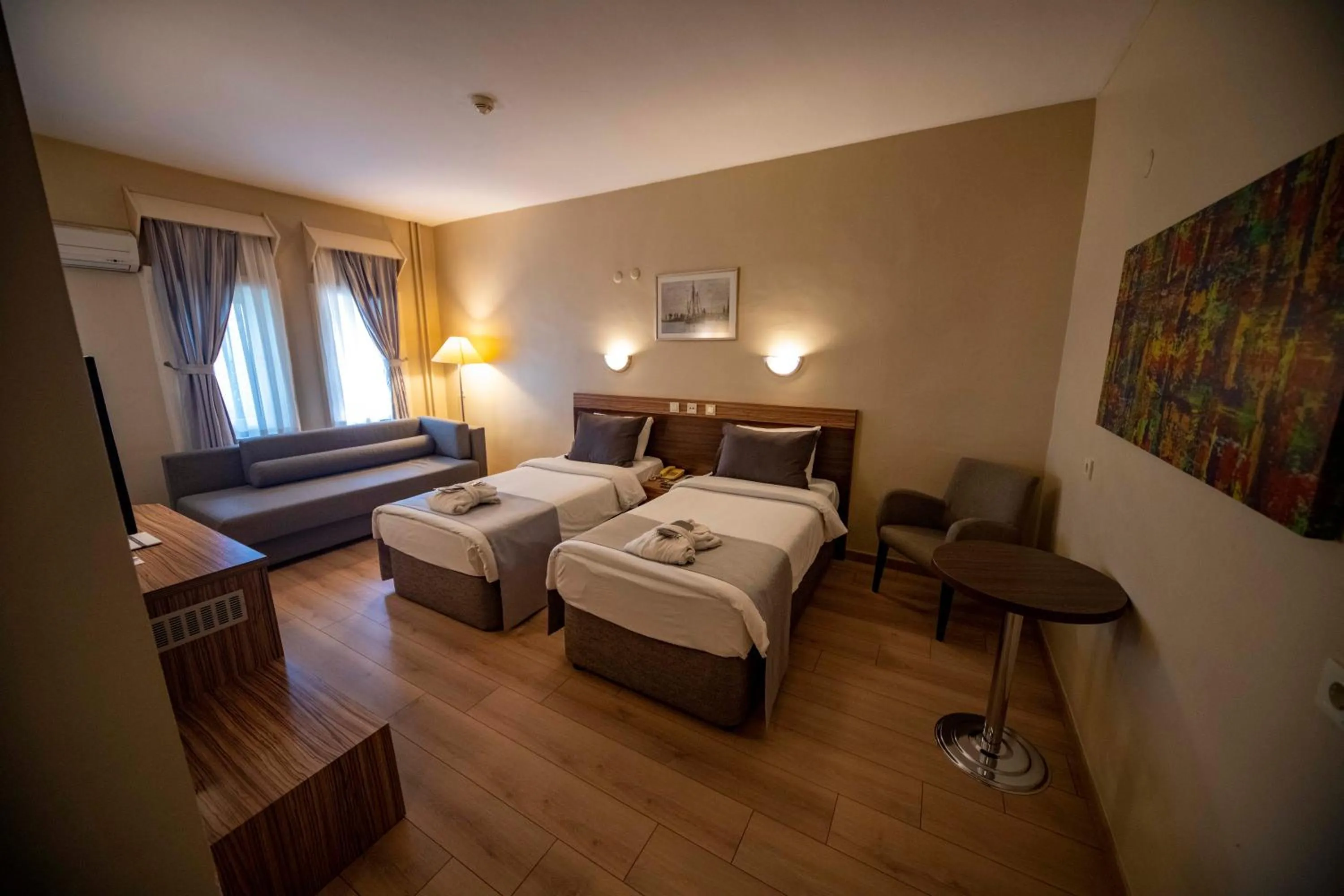 Photo of the whole room, Bed in Herakles Thermal Hotel