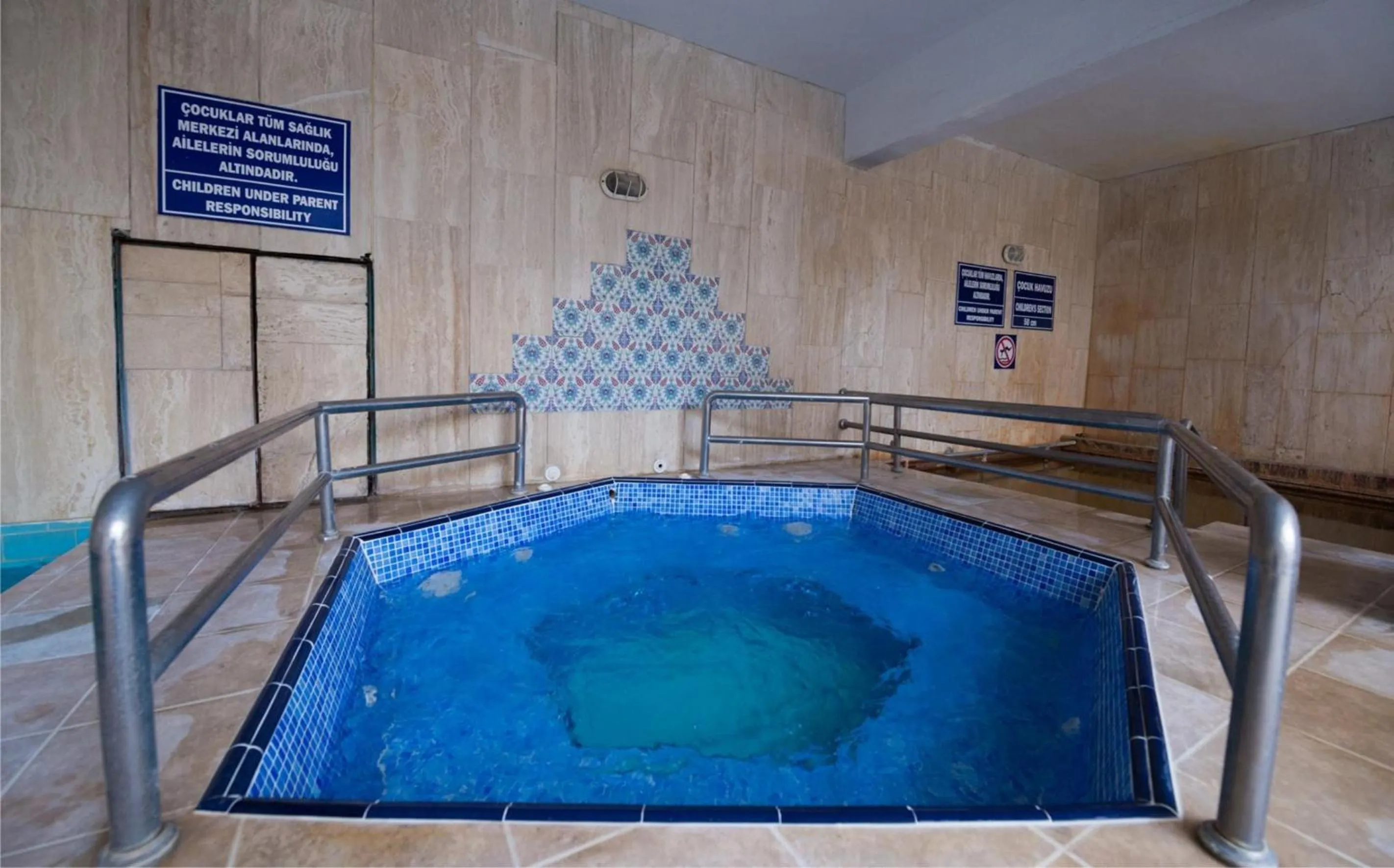 Hot Tub in Herakles Thermal Hotel