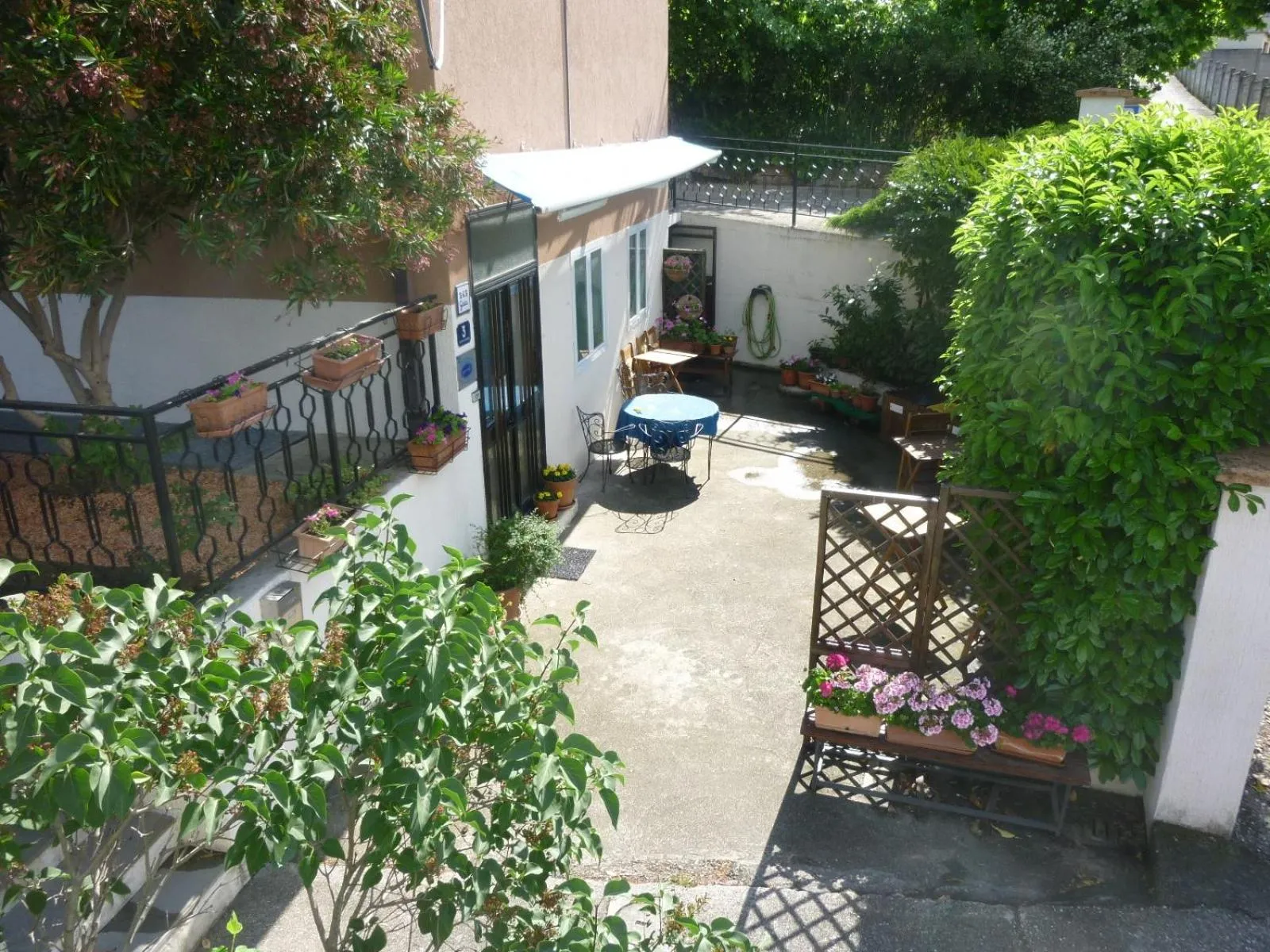 Garden view in Hotel "Locanda Gaia"