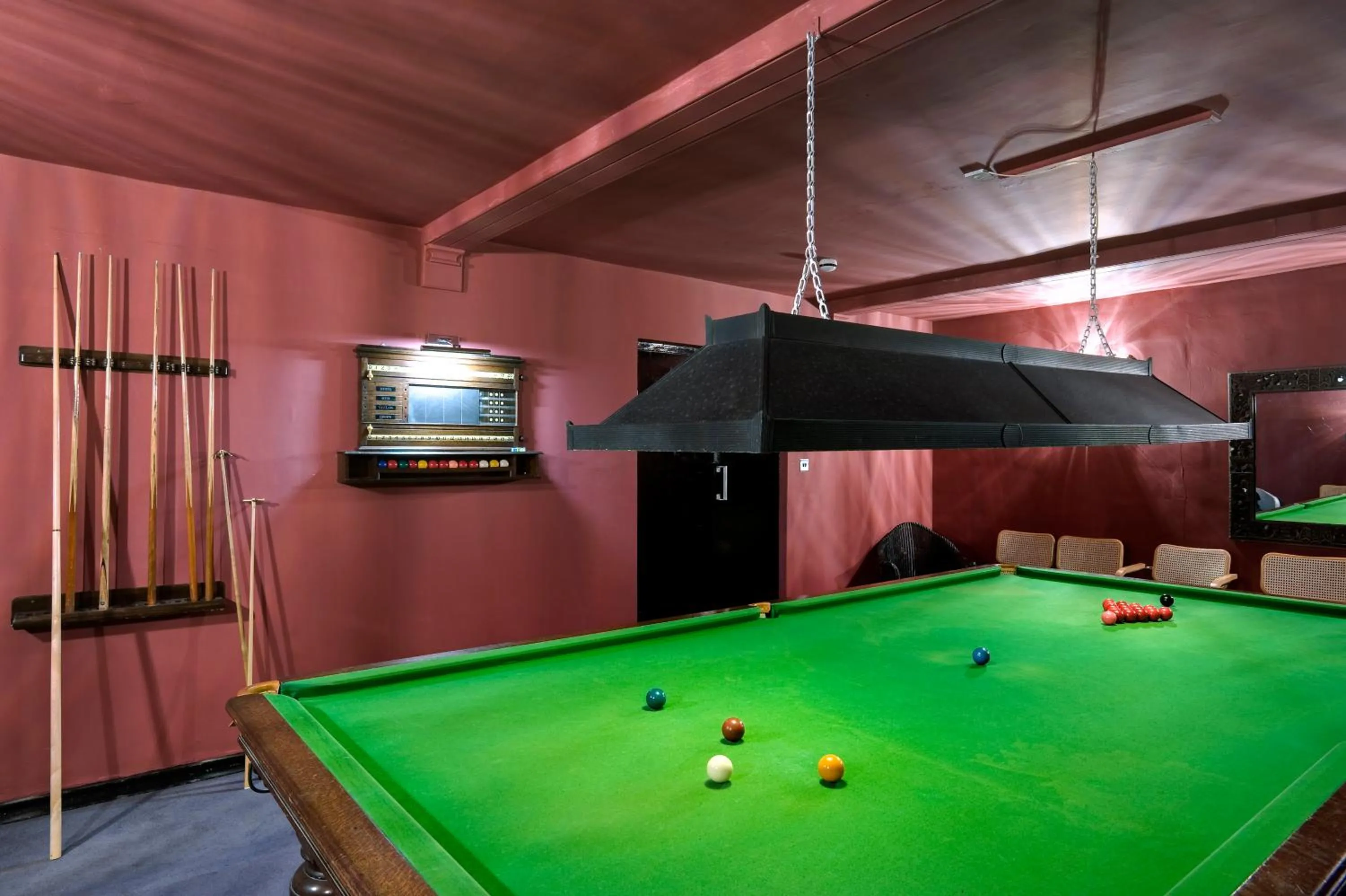 Billiard in Burgh Island Hotel
