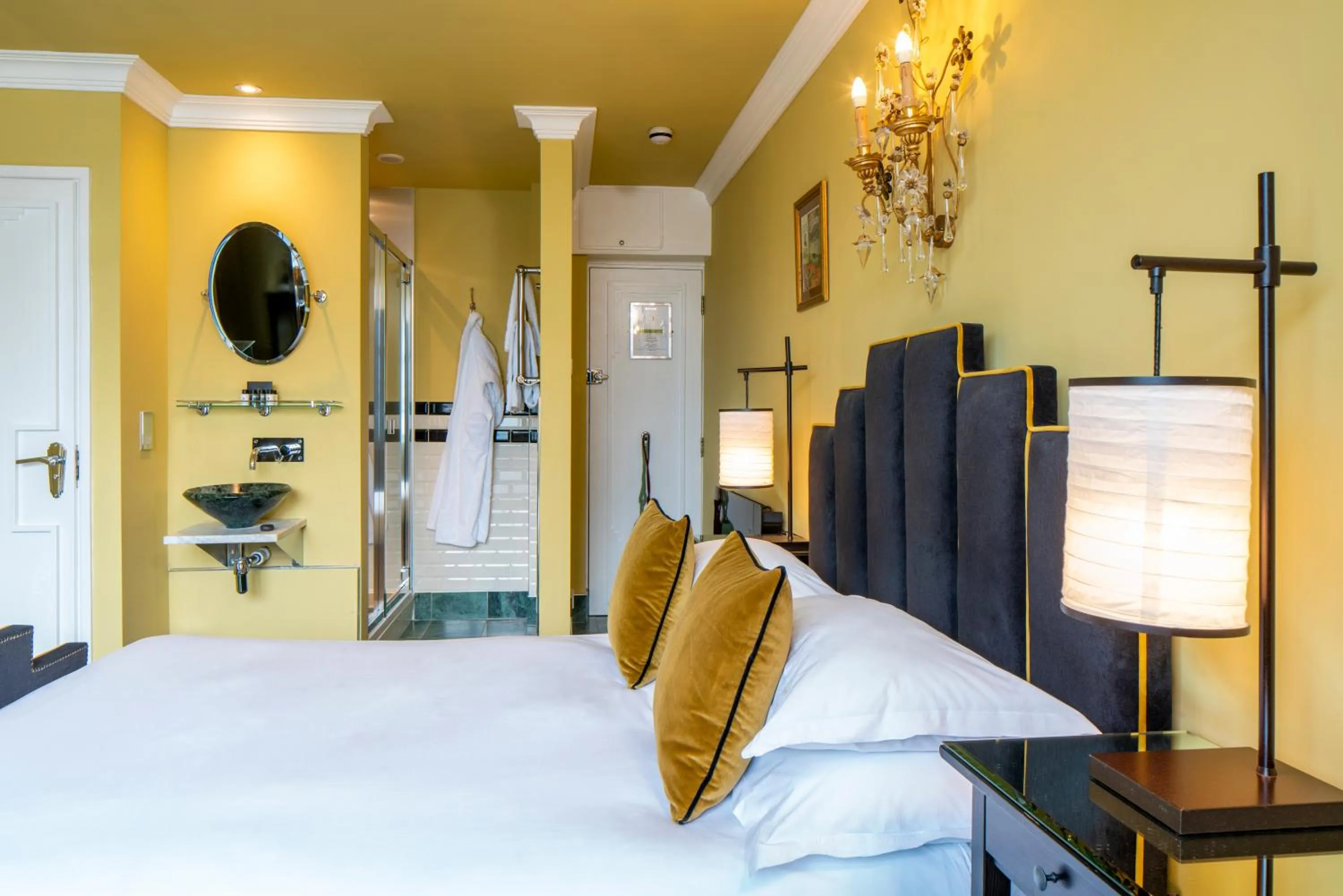 Shower, Bed in Burgh Island Hotel