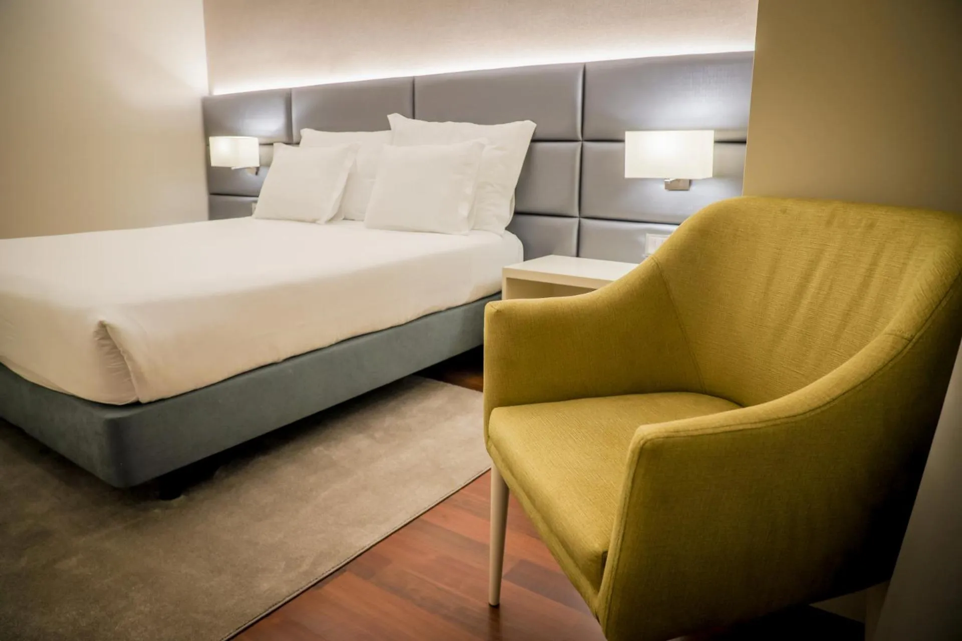 Bedroom, Bed in Hotel Lara