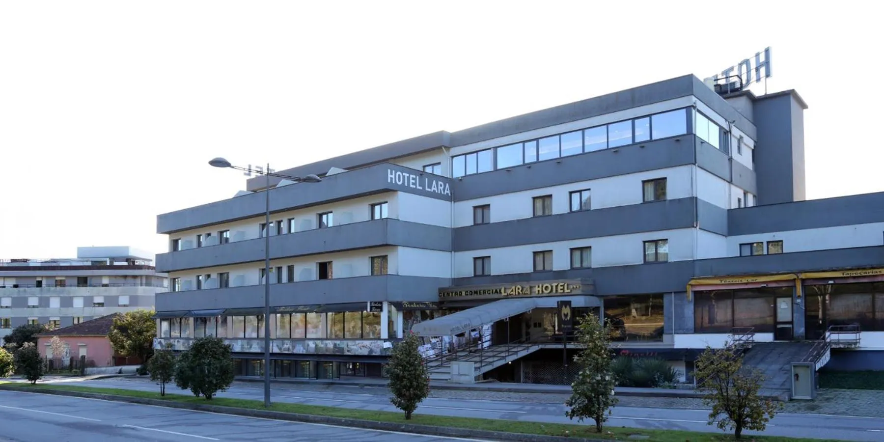 Property building in Hotel Lara