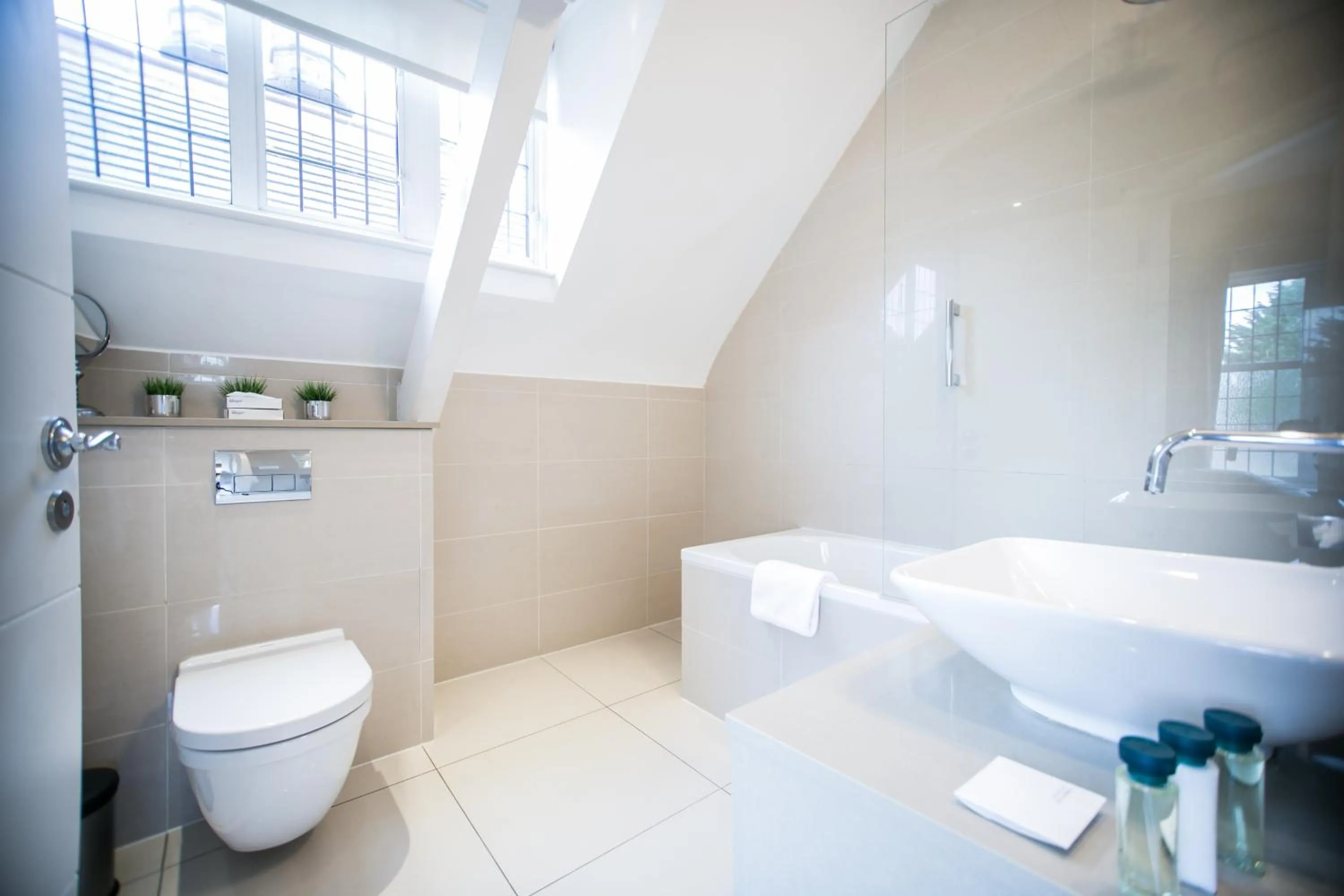 Toilet in The Pillar Hotel