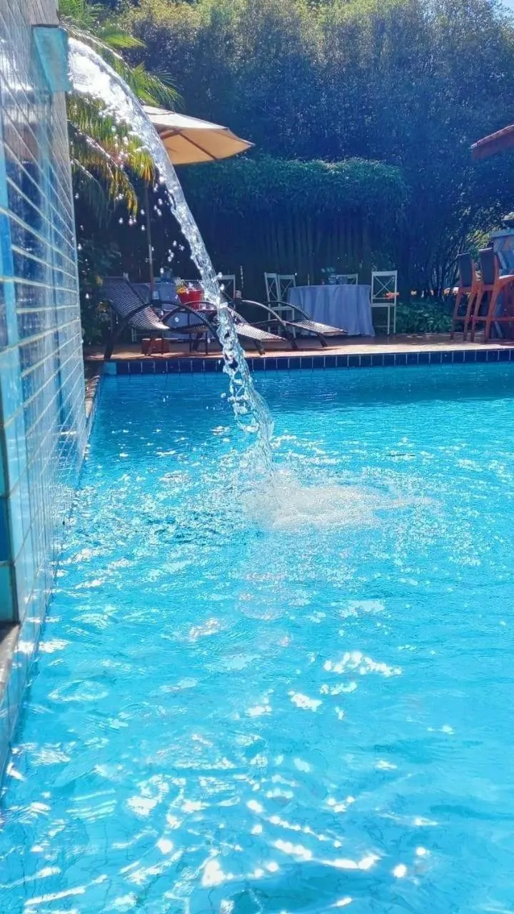 Hotel Pousada Chalé das Flores