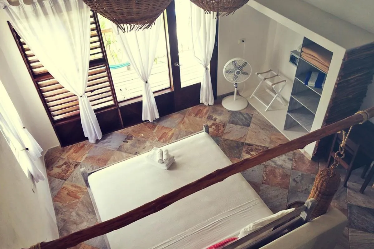 Almaplena Boutique Hotel