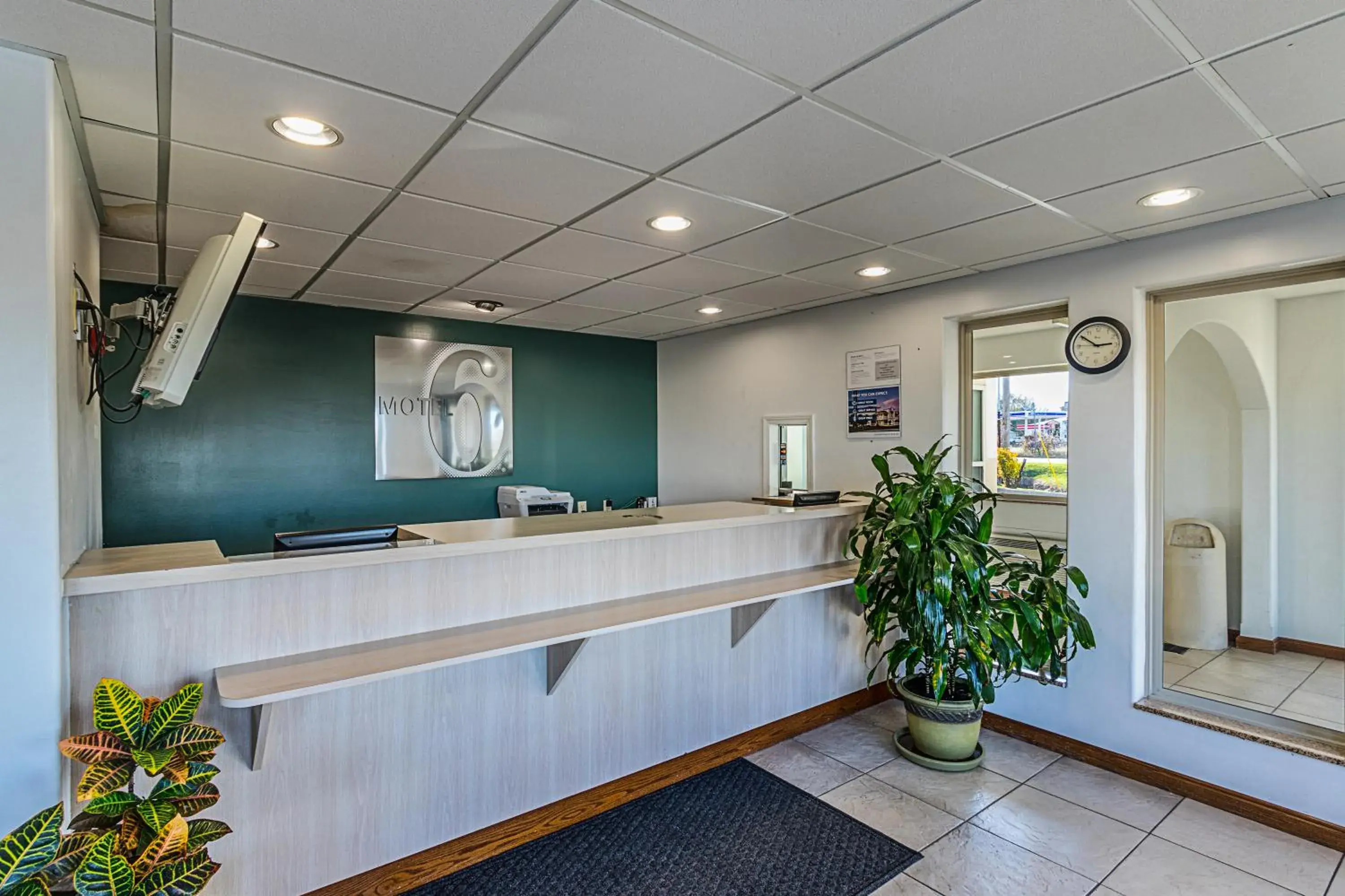 Lobby or reception in Motel 6-Urbana, IL Lobby or reception in Motel 6-Urbana, IL