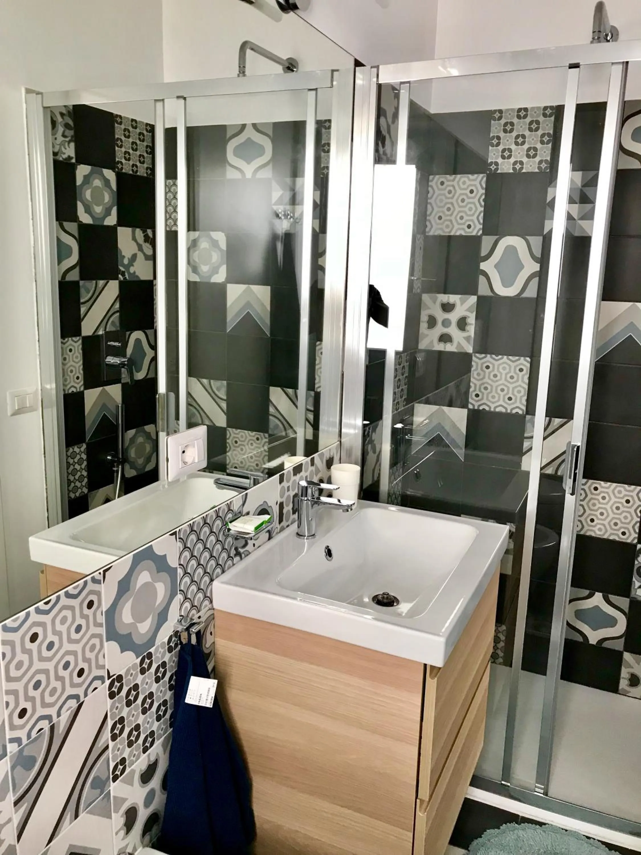 Shower in AzzurRomare Flat apartment