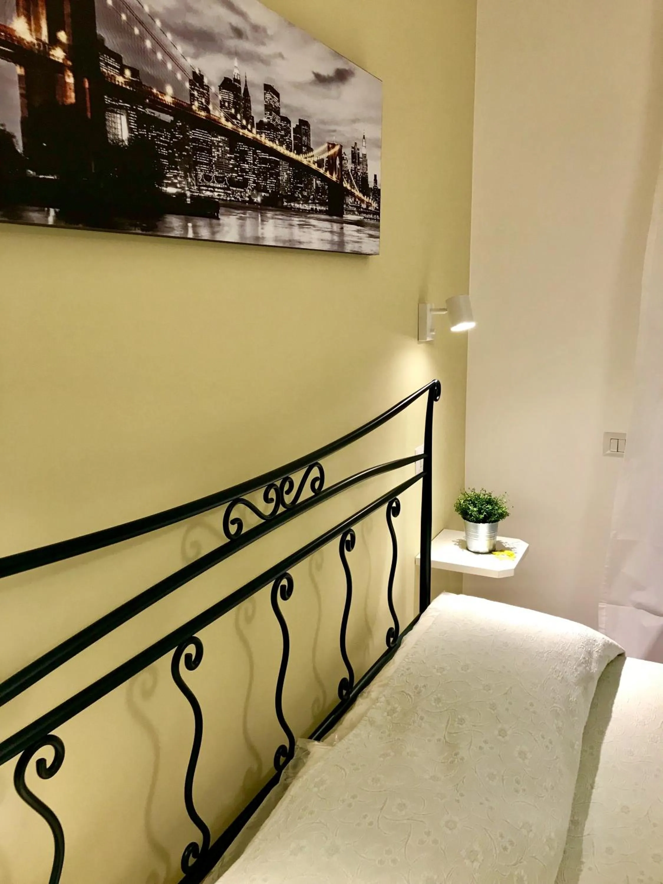 Bed in AzzurRomare Flat apartment