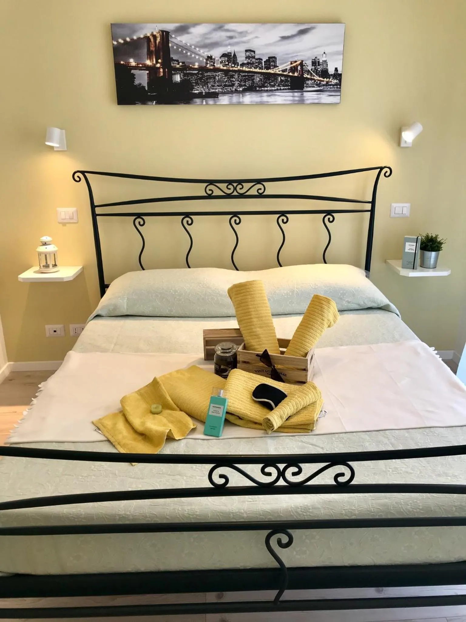 Bed in AzzurRomare Flat apartment