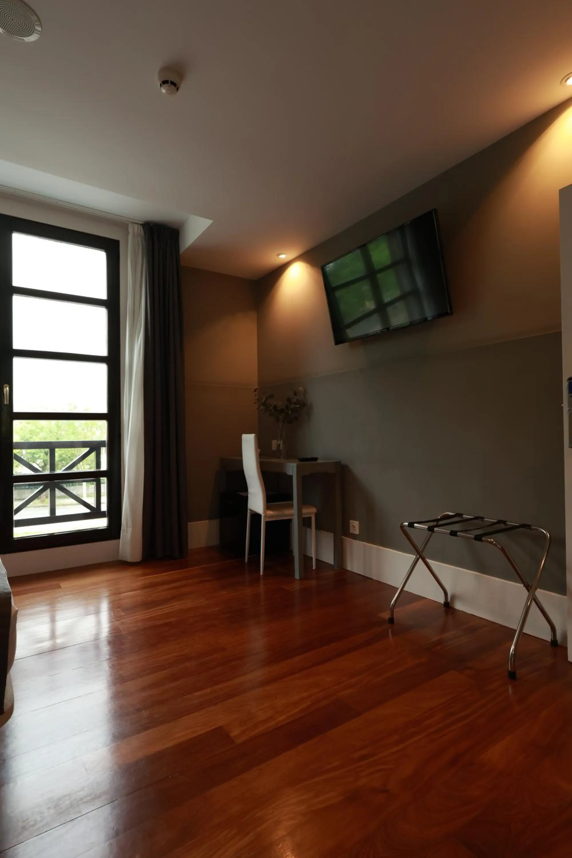 TV and multimedia in Hotel The Park Derio