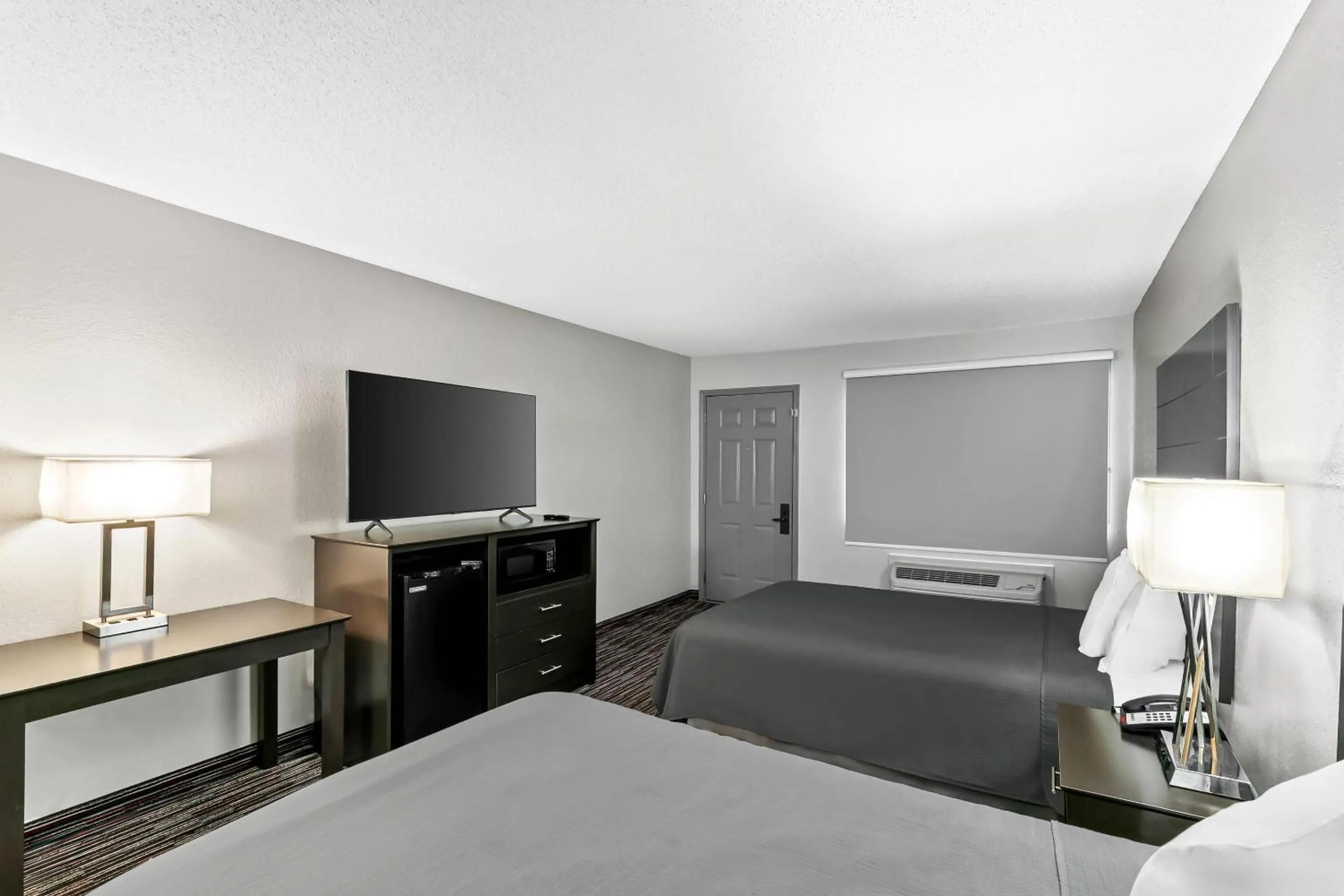 Bedroom, Bed in Econo Lodge Helen