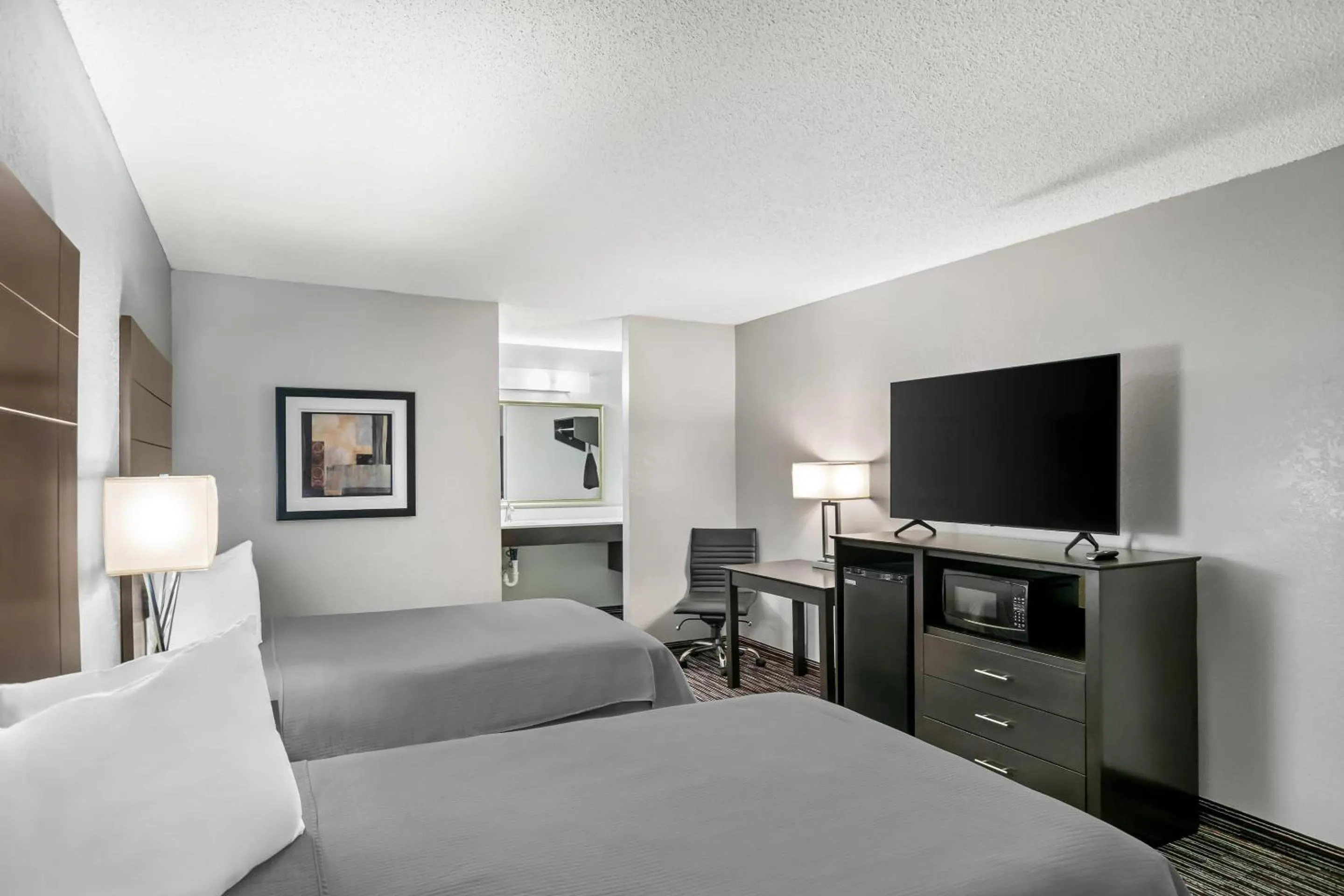 Bedroom, Bed in Econo Lodge Helen