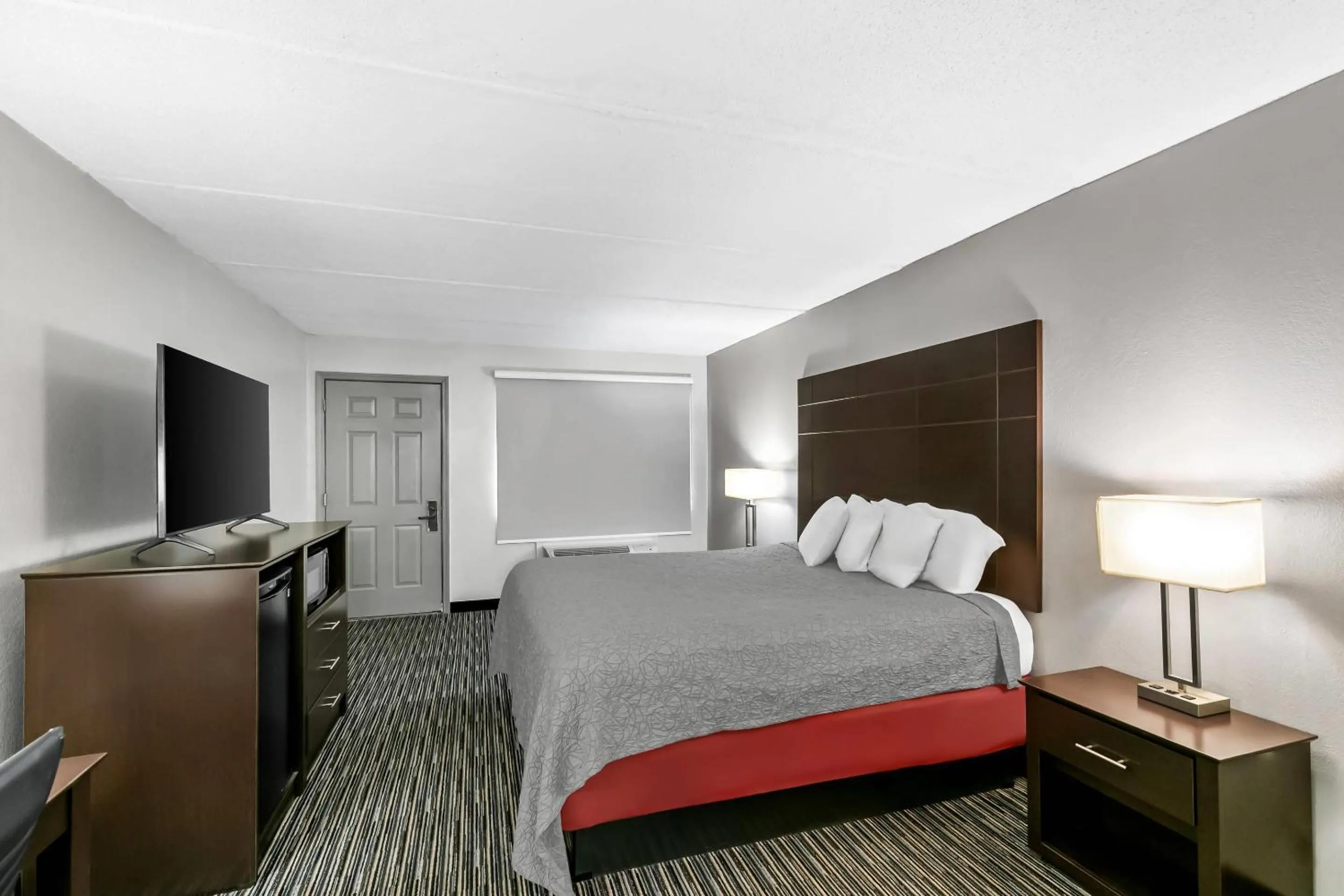 Bedroom, Bed in Econo Lodge Helen