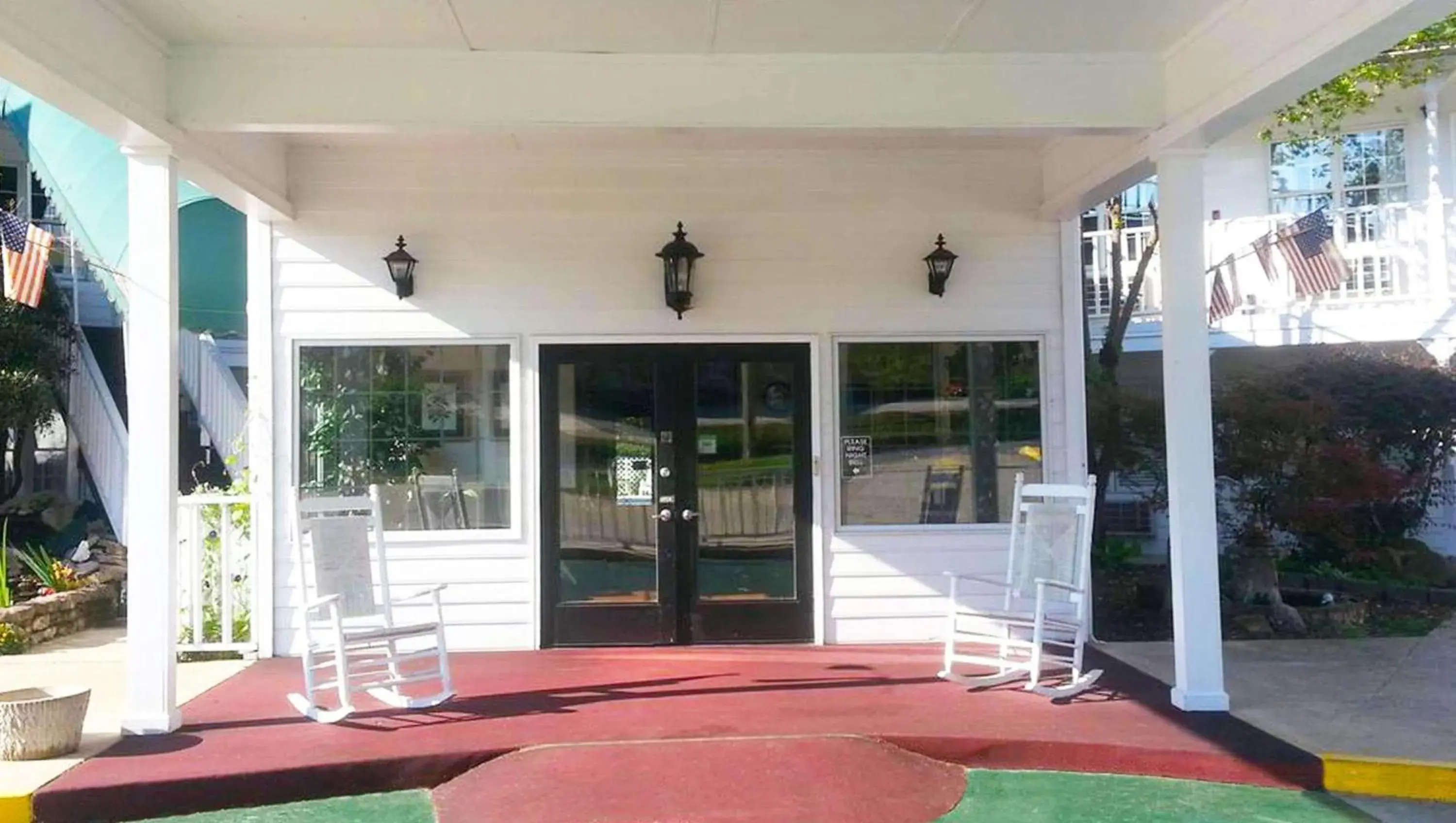 Property building in Stratford Motor Inn East Ellijay Property building in Stratford Motor Inn East Ellijay