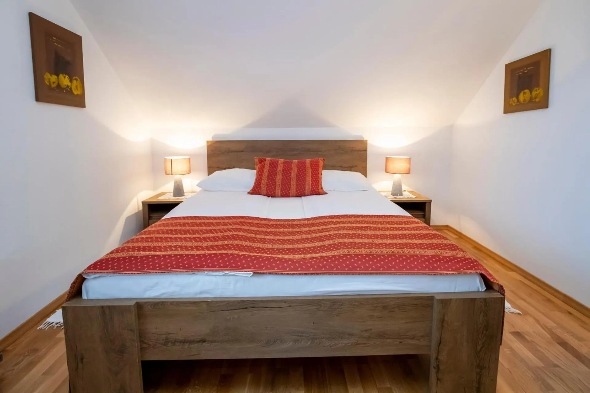 Bedroom, Bed in Art Hotel Kristal