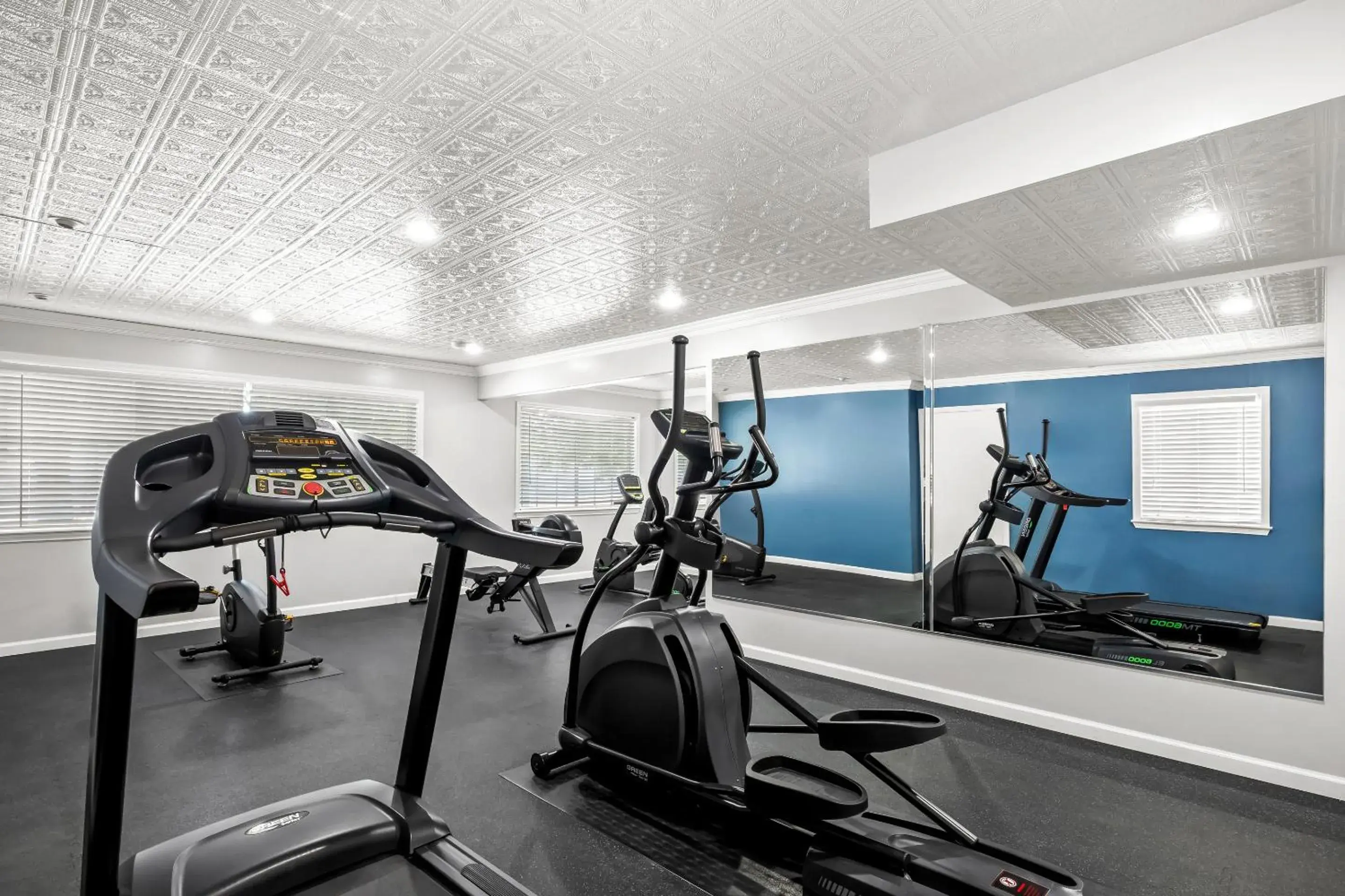 Fitness centre/facilities in Red Roof Inn Yuba City Bonanza - Marysville Fitness centre/facilities in Red Roof Inn Yuba City Bonanza - Marysville