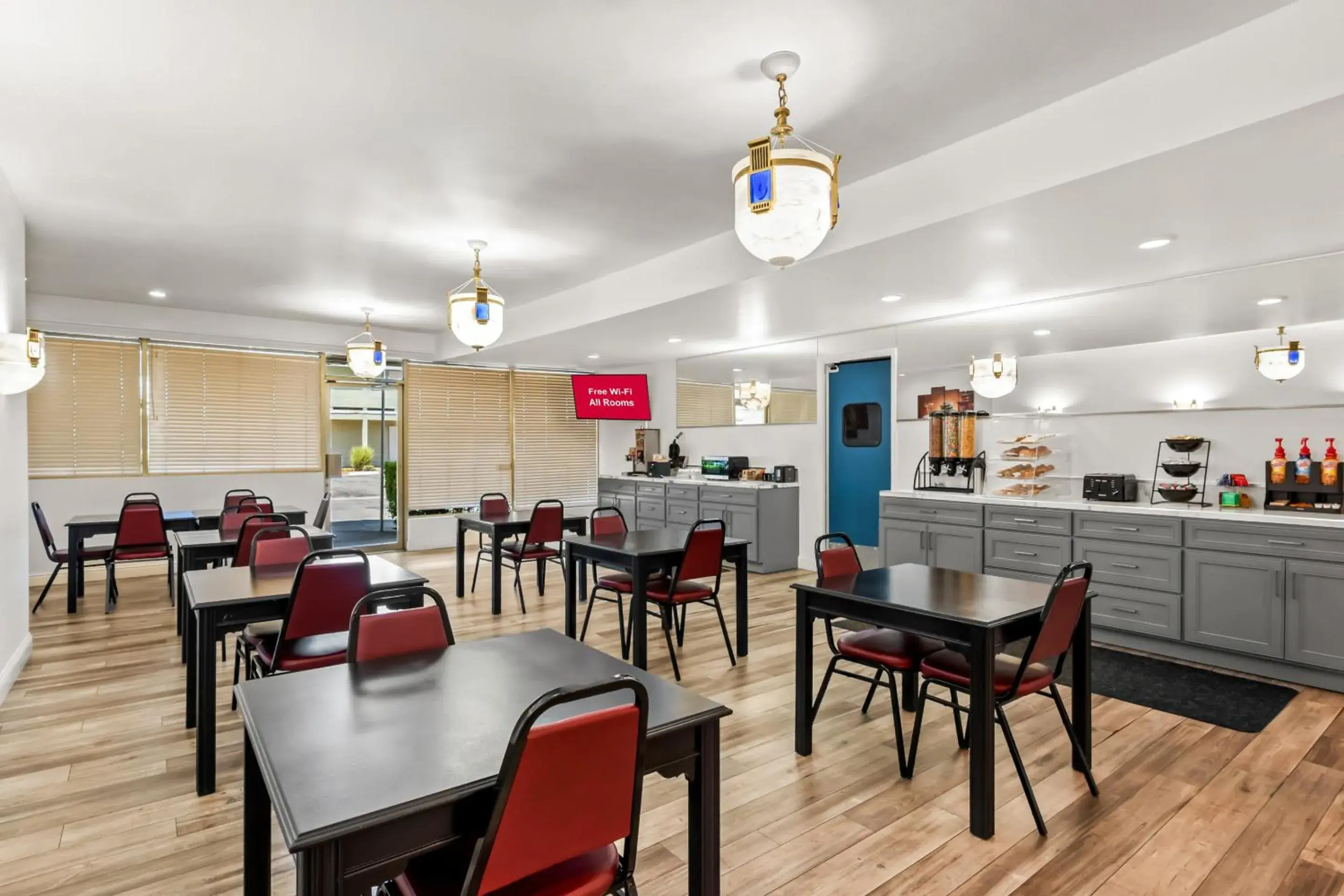 Breakfast in Red Roof Inn Yuba City Bonanza - Marysville Breakfast in Red Roof Inn Yuba City Bonanza - Marysville