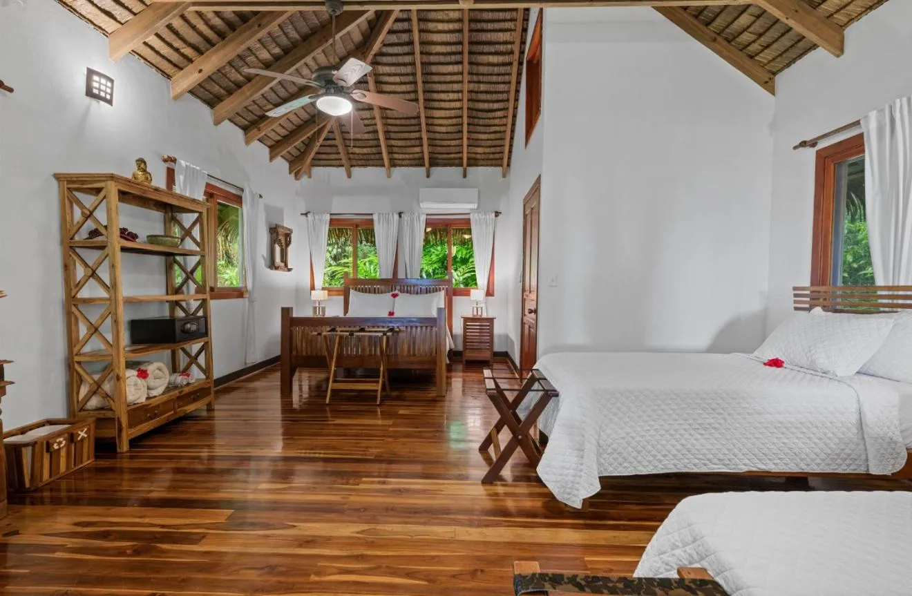 Bed in Copa De Arbol Beach & Rainforest Resort