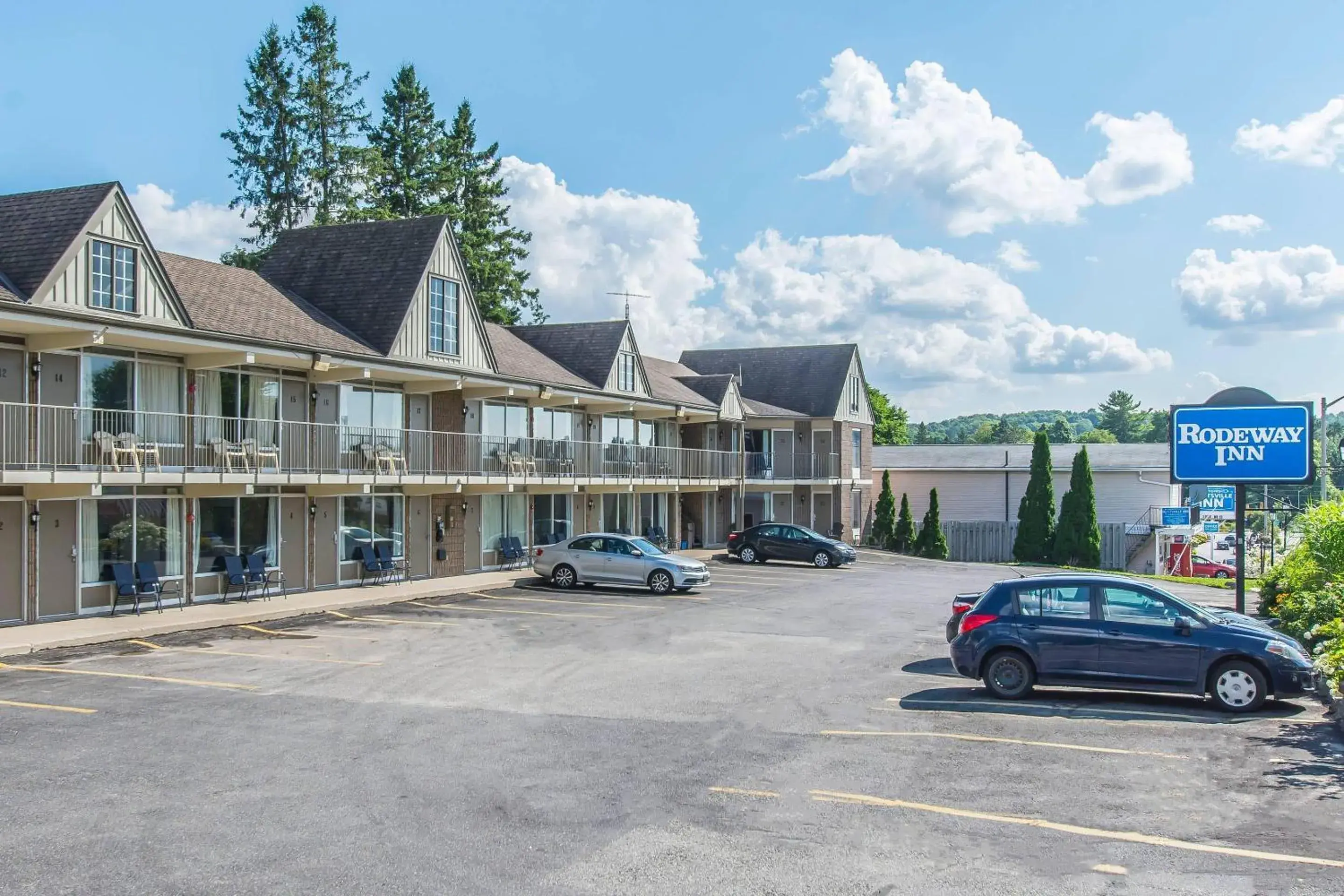 Property building in Rodeway Inn King William Property building in Rodeway Inn King William