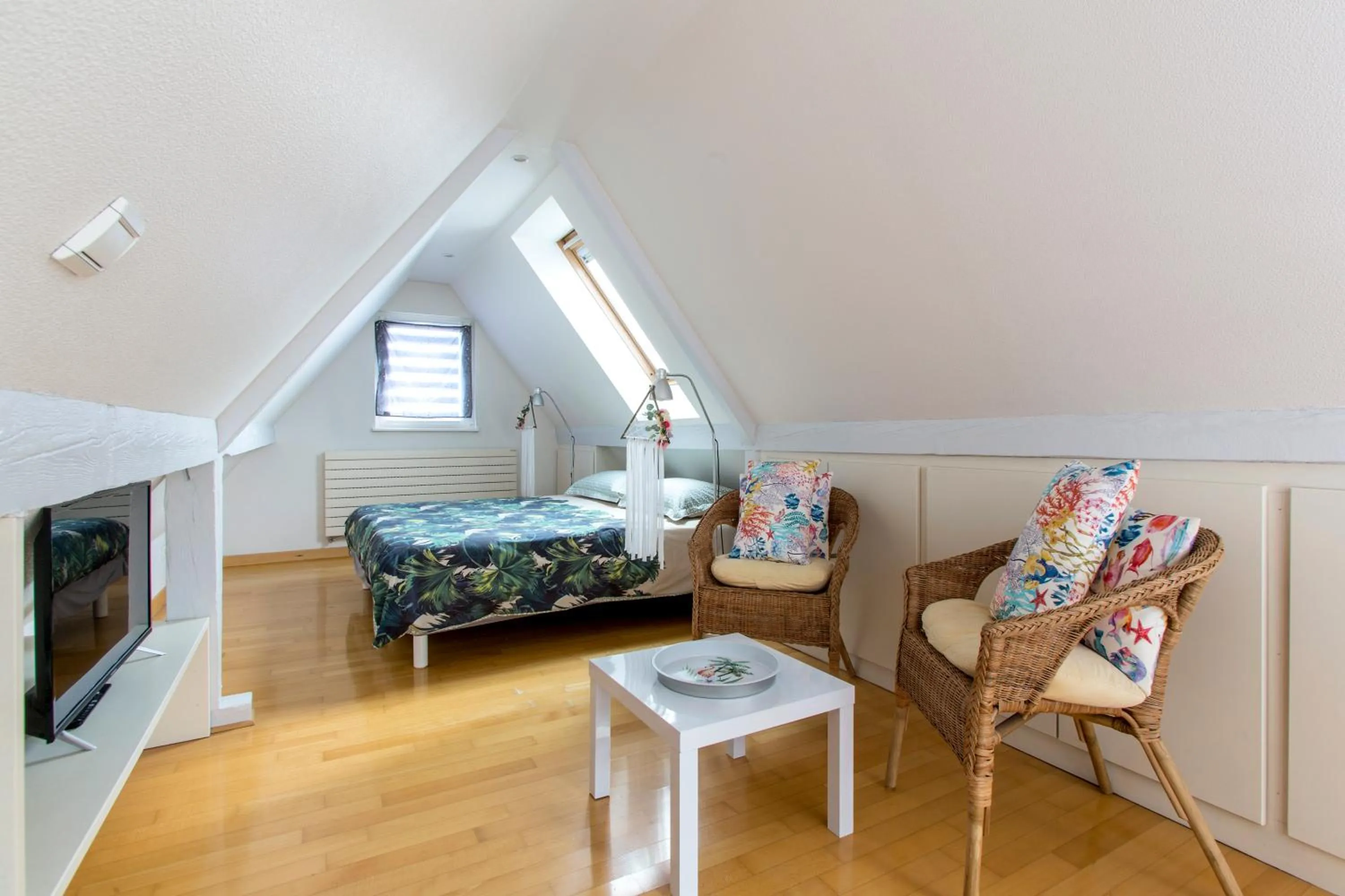 Photo of the whole room in Villacosy spa -Strasbourg VILLA DOLCE