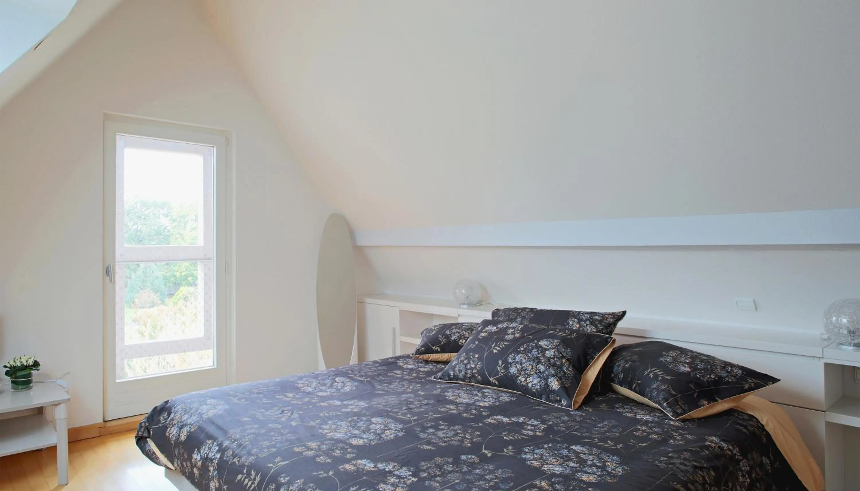 Bed in Villacosy spa -Strasbourg VILLA DOLCE